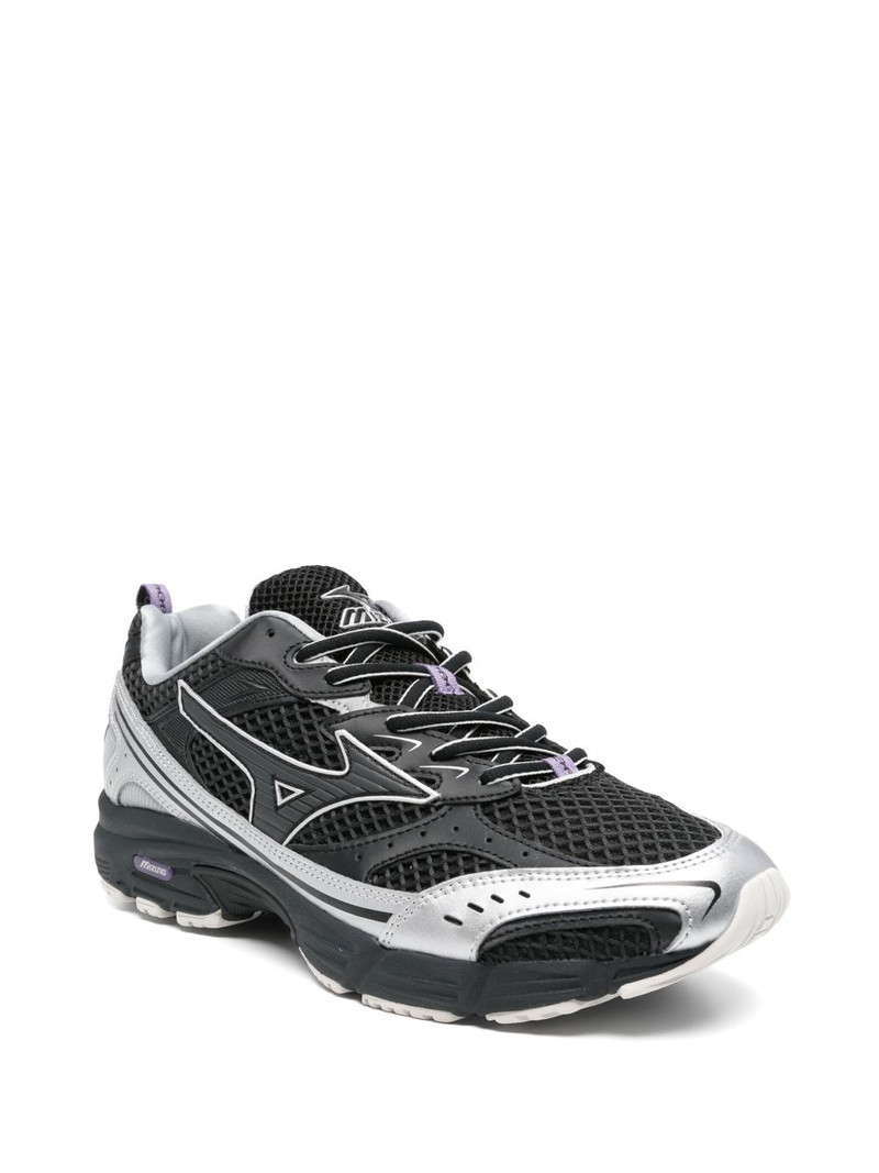 Mizuno MXR sneakers outlook