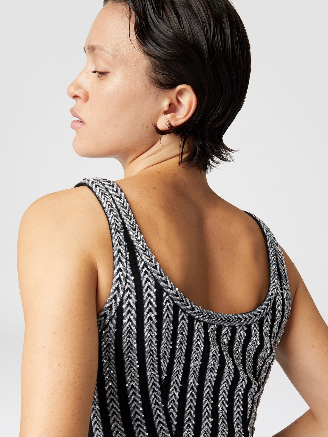 Zig zag ribbed tank top with sequins - 5