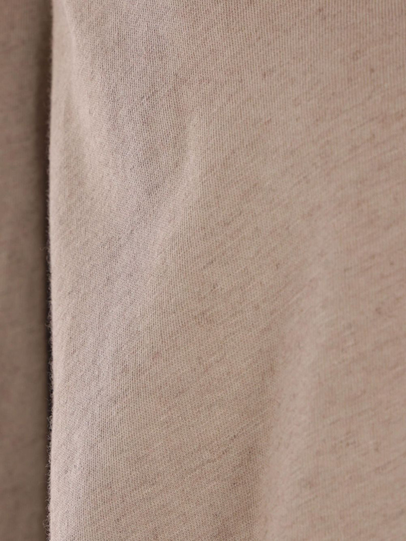long-sleeved T-shirt 4
