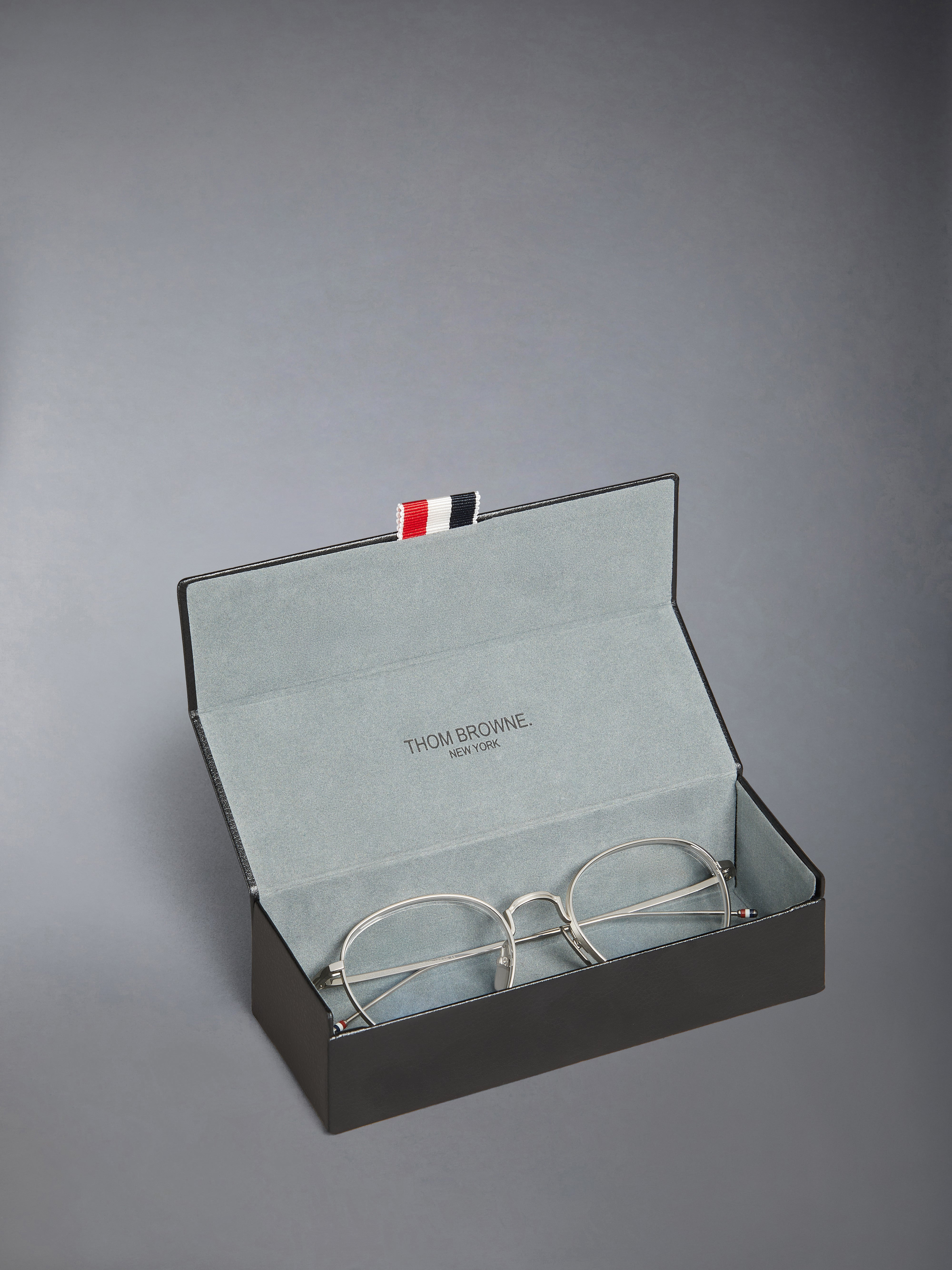 Titanium Round Eyeglasses - 8