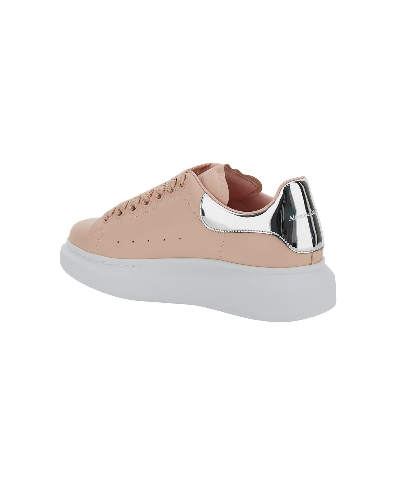Low Top Sneakers With Oversized Platform And Metallic Heel Tab In Leather - 3