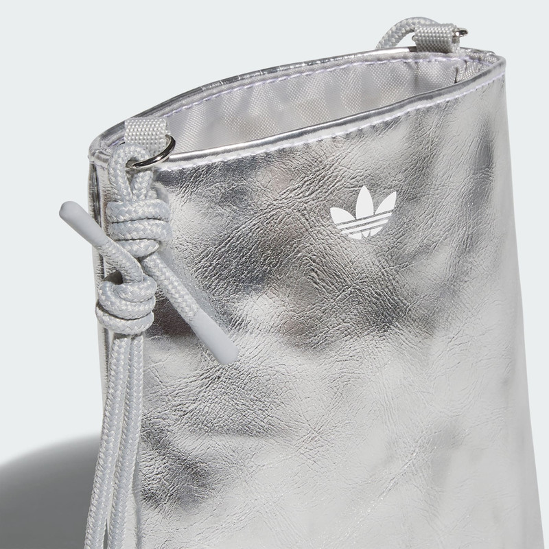 Flat Crossbody 3