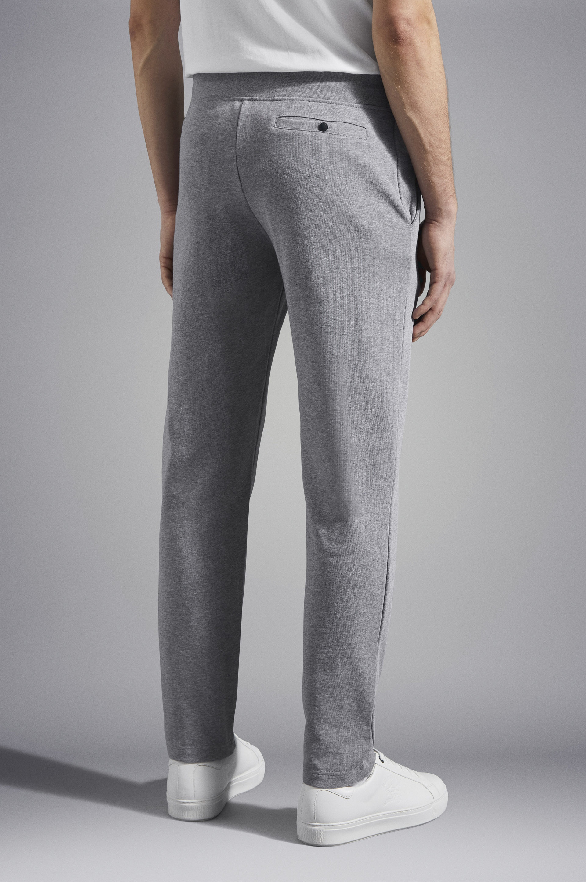 COTTON SWEATPANTS WITH ICONIC BADGE - 3