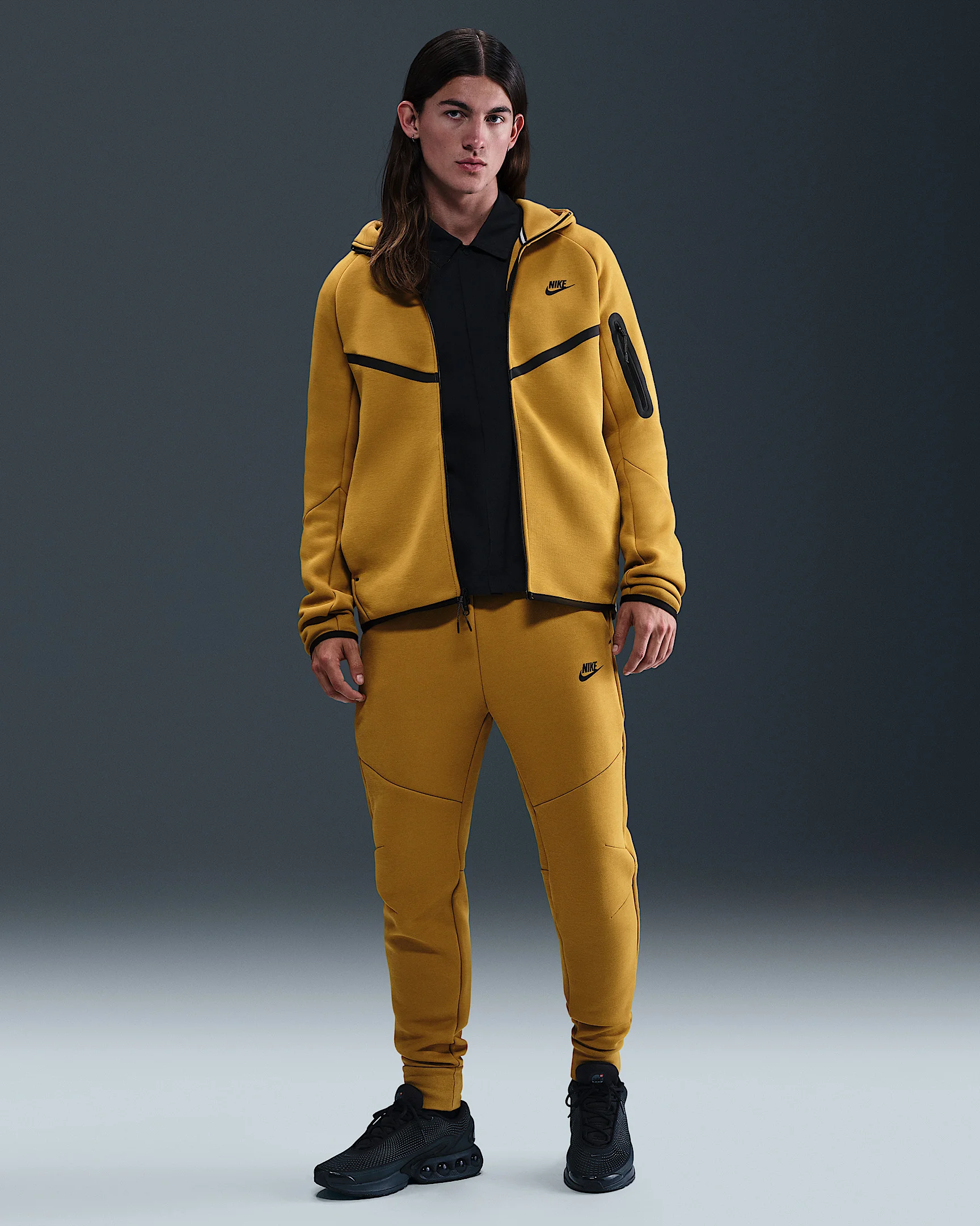 Nike Tech Men's Fleece Joggers - 1