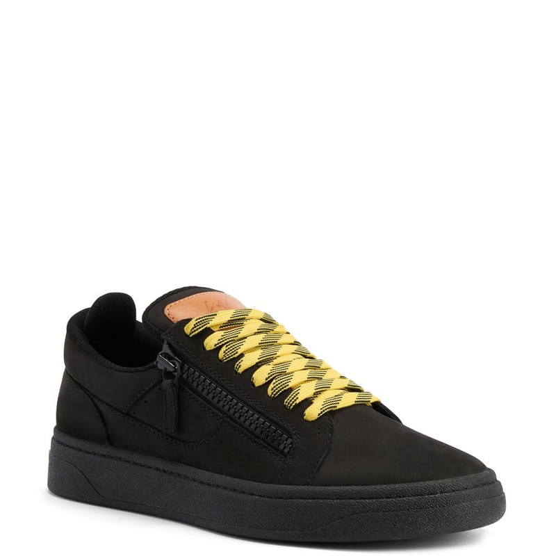 Giuseppe Zanotti Gz94 outlook