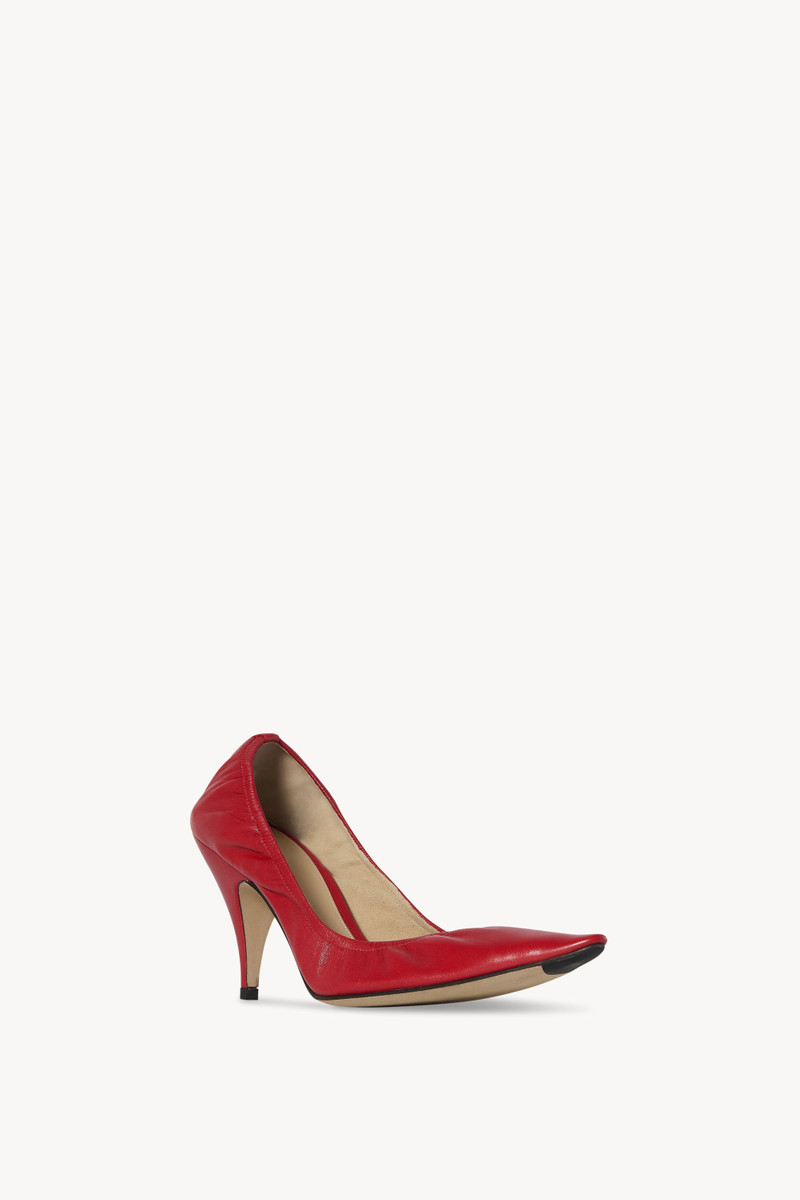 The Row Liisa Pump in Leather outlook