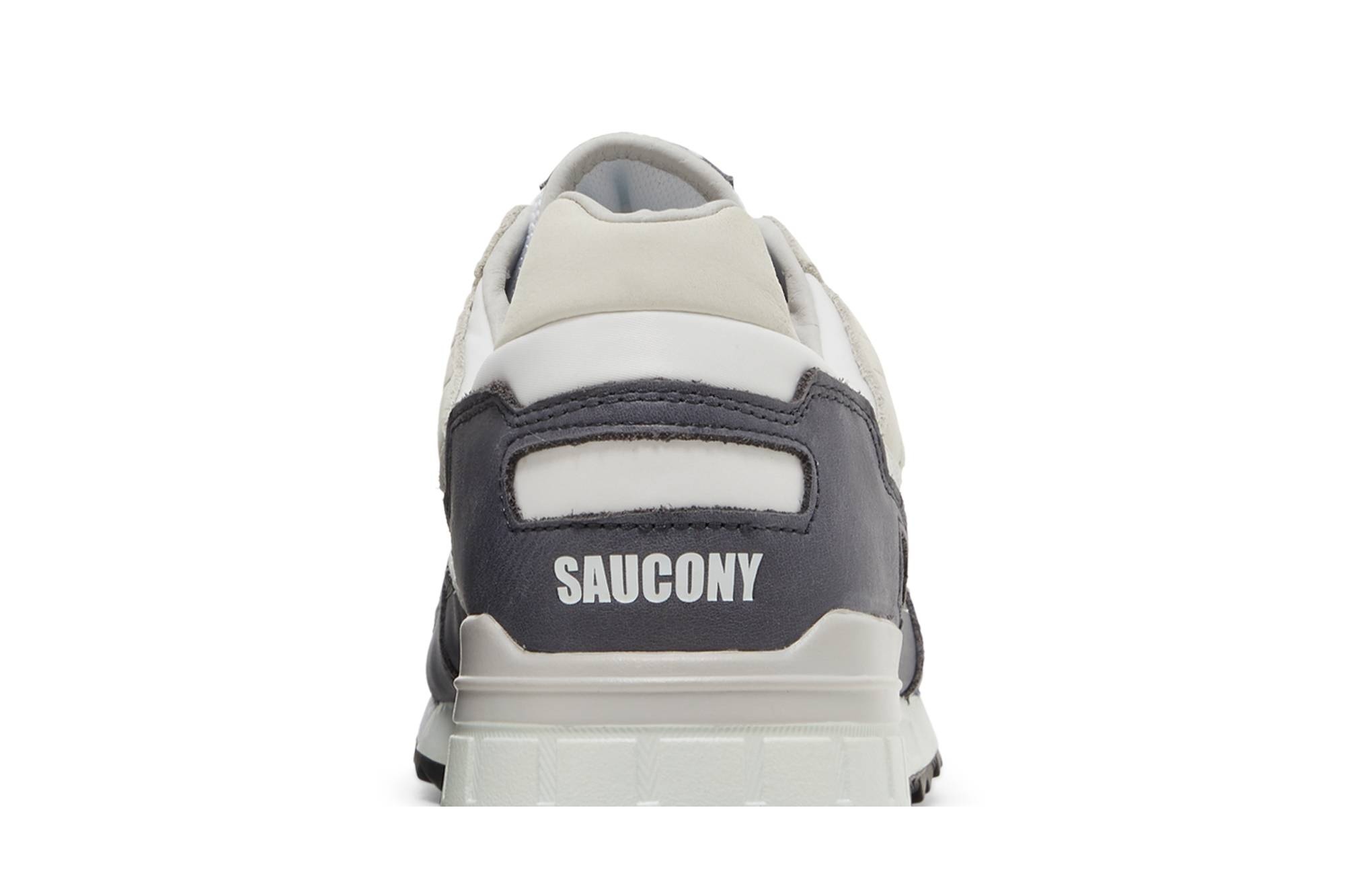 Shadow 5000 Premier 'White Navy' - 7
