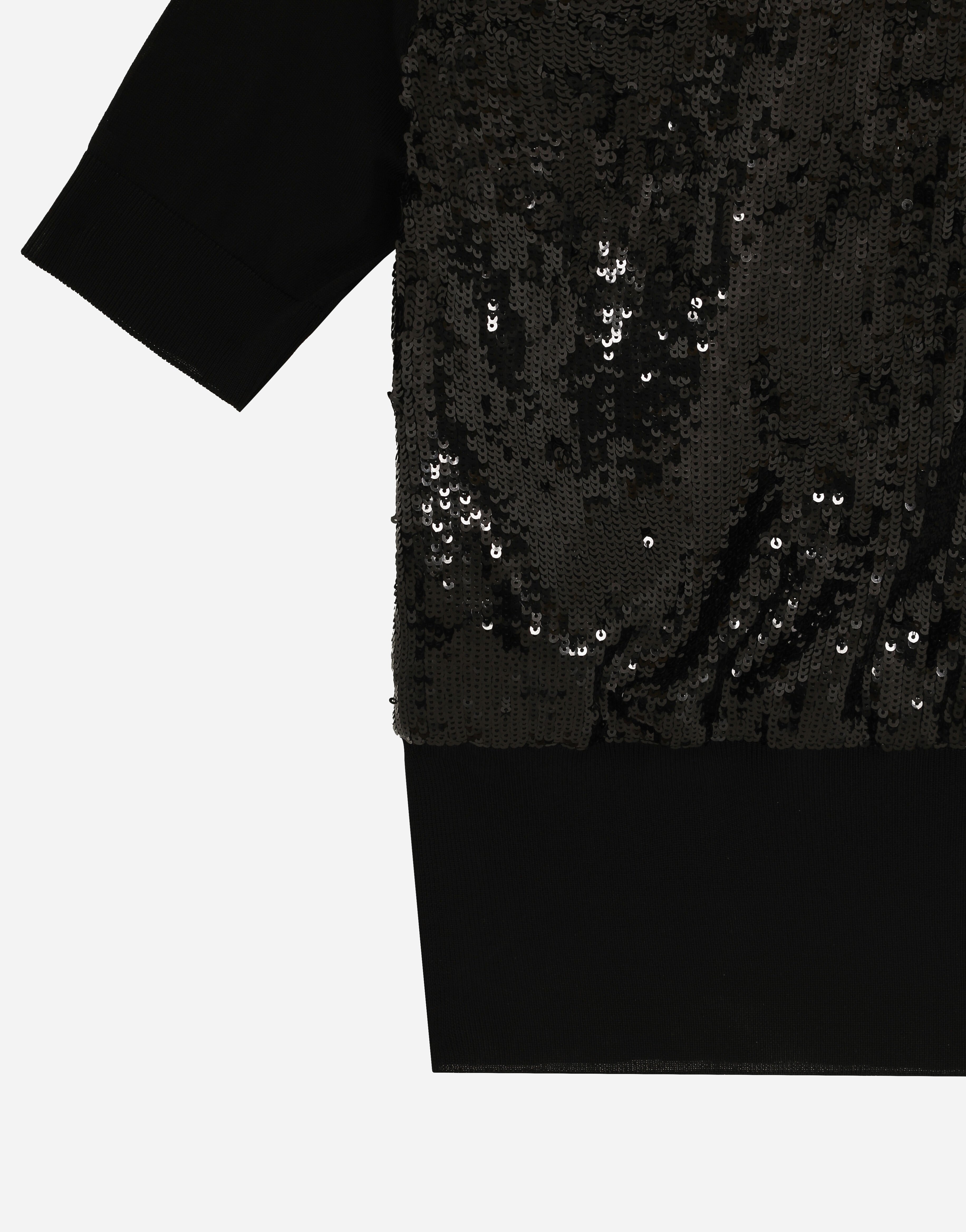 Short-sleeved top with sequin embellishment - 4