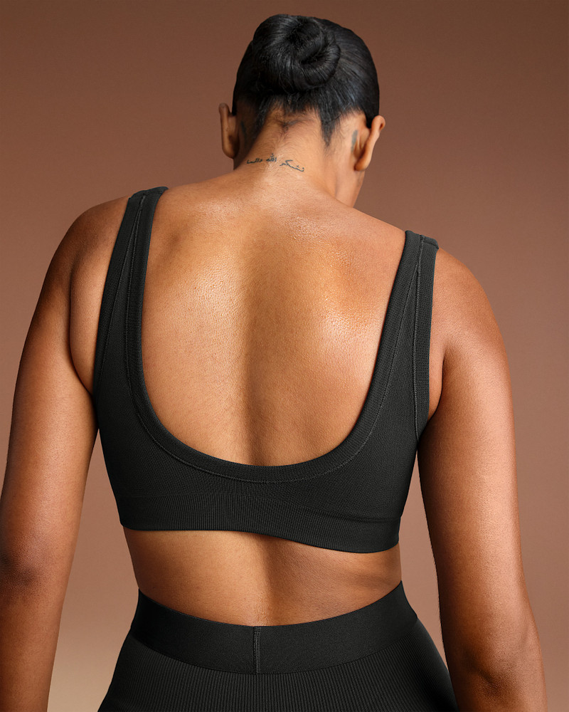 Nike NikeSKIMS Vintage Seamless Women's Scoop Bra outlook