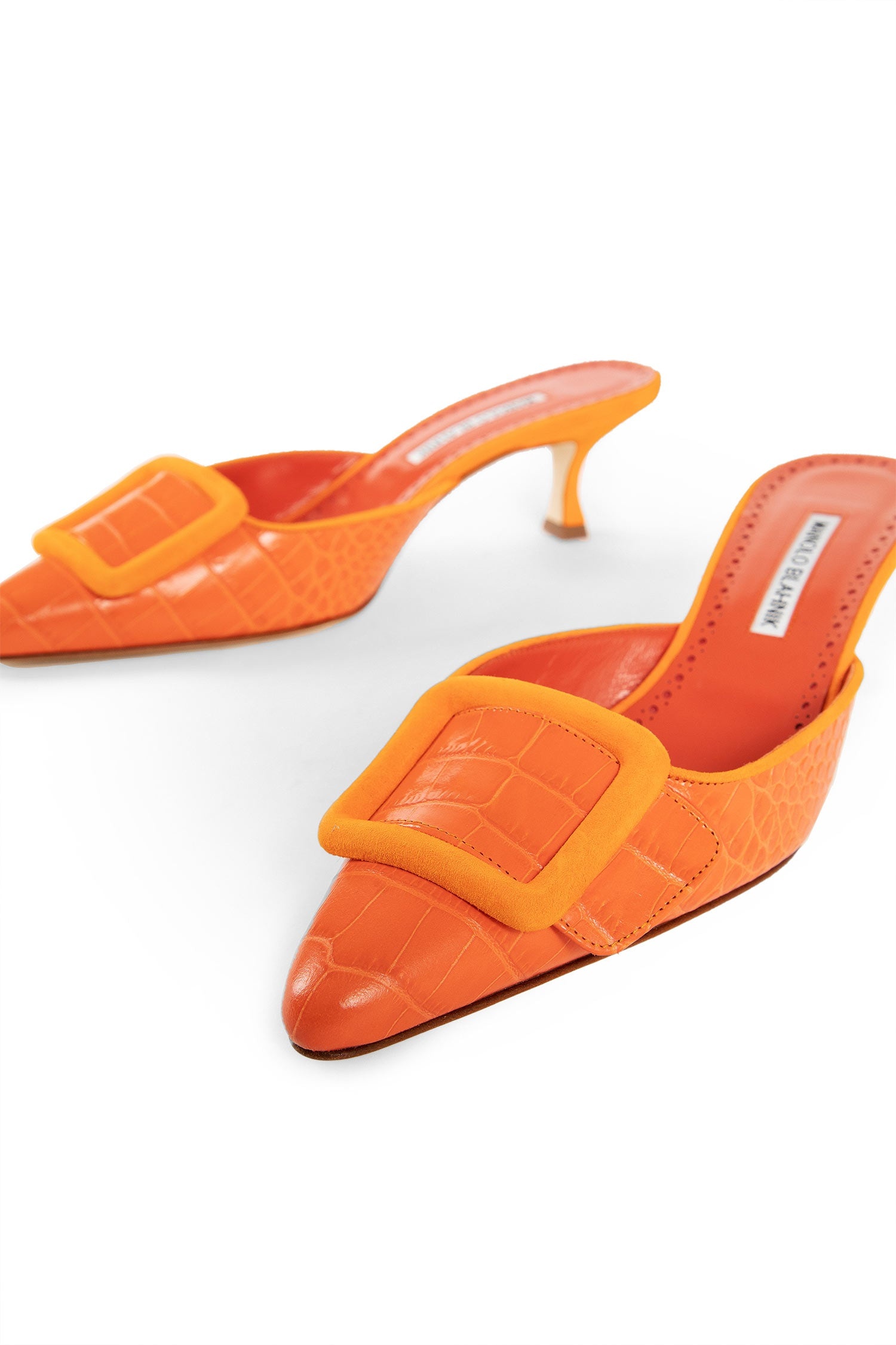 MANOLO BLAHNIK WOMAN ORANGE PUMPS - 6