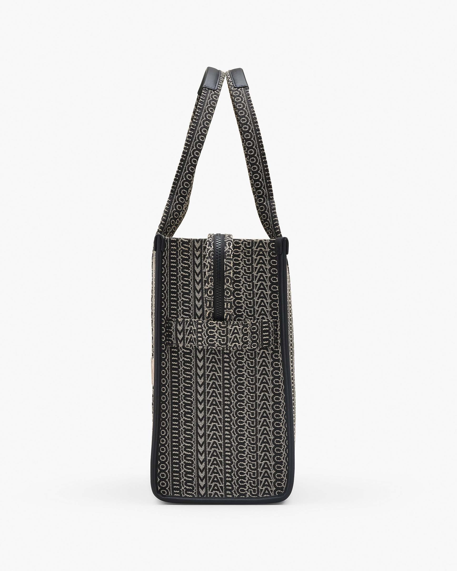Marc Jacobs THE MONOGRAM JACQUARD LARGE TOTE BAG | REVERSIBLE