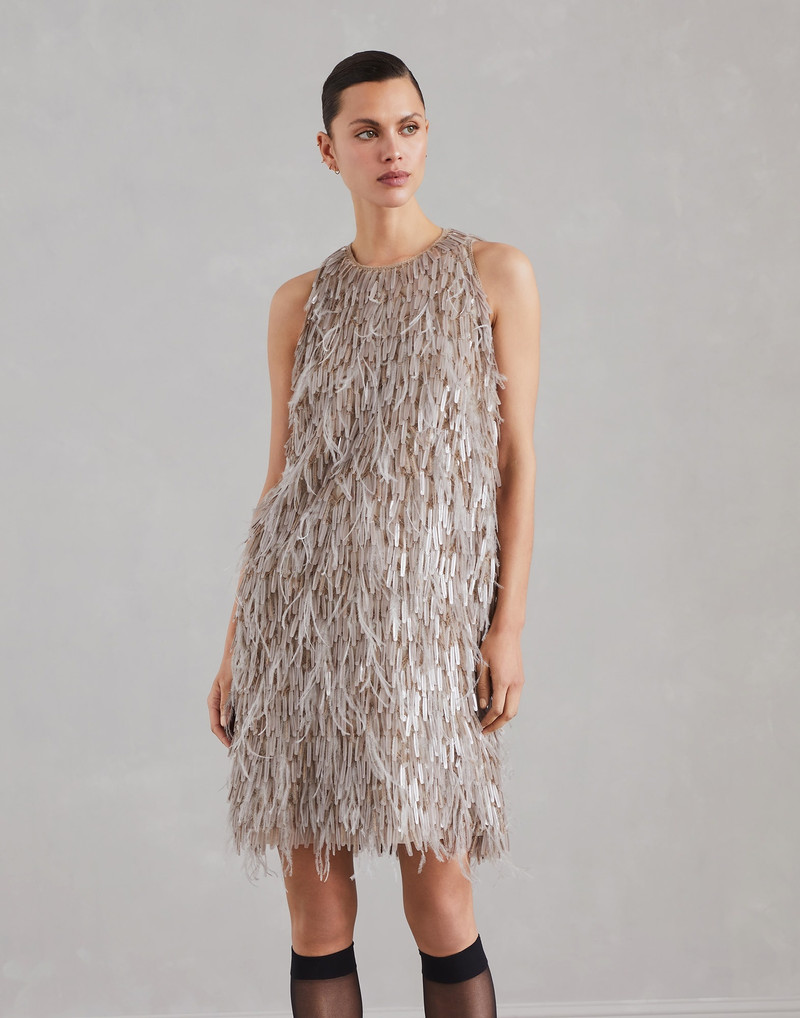 Dazzling cascade embroidery dress in crispy silk with feathers 1