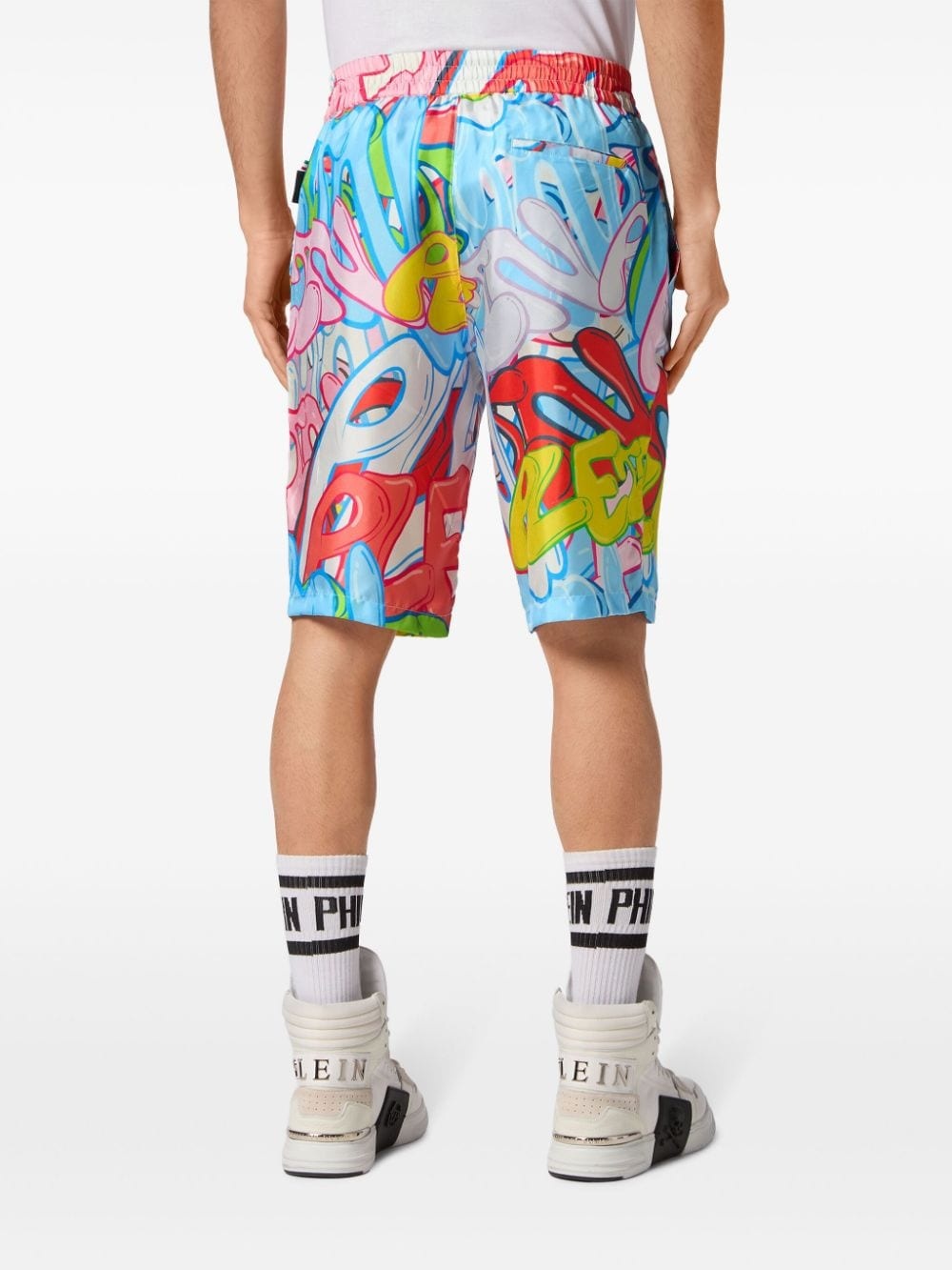 Bombing Graffiti silk bermuda shorts - 4