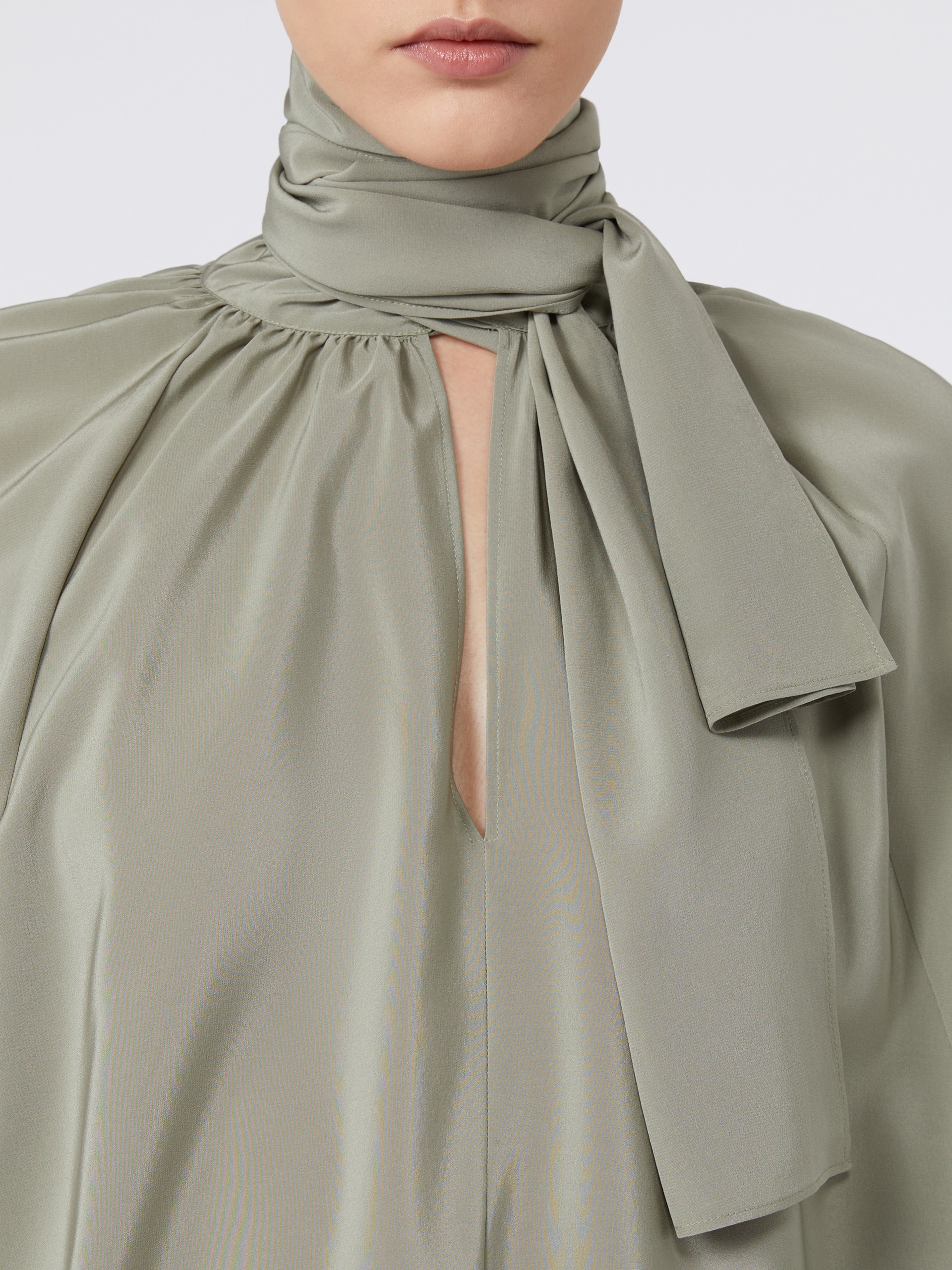 LEONIDA Loose, pure silk blouse - 5