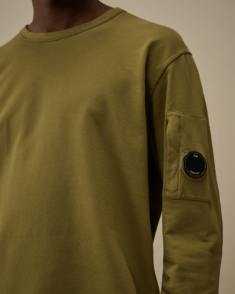 Light Fleece Crewneck Lens Sweatshirt 5