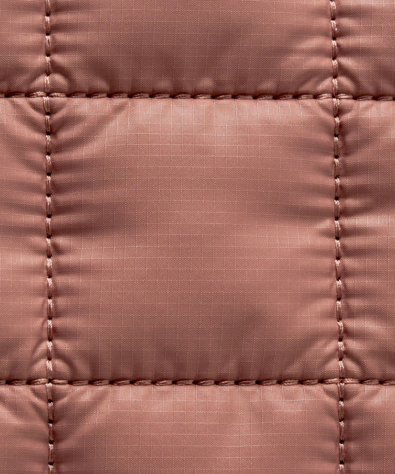 Quilted Grid Tote Bag 12L 7