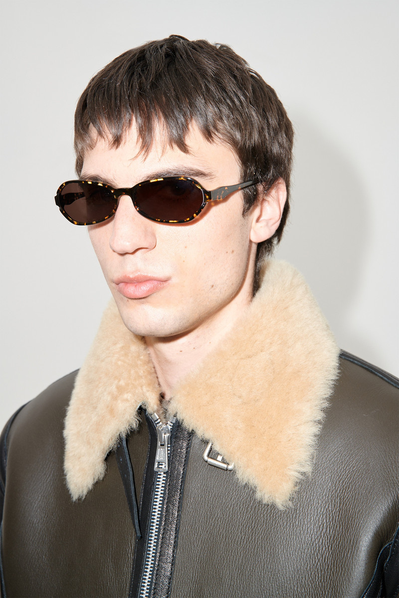 Drain Charred Amber 4