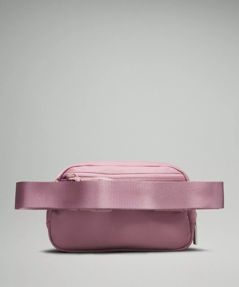 Everywhere Belt Bag with Long Strap 1L 3