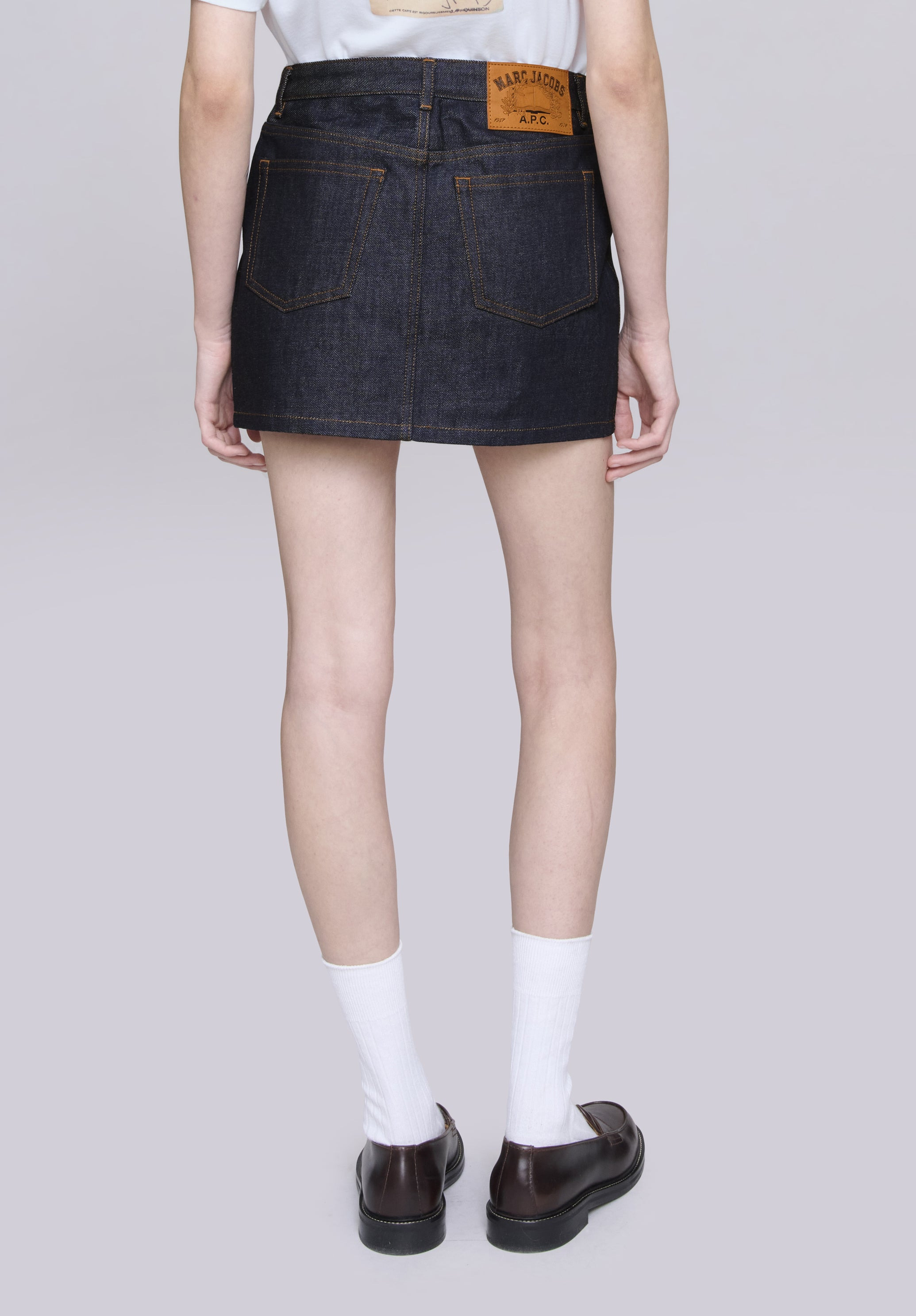 THE MINI SKIRT - 6