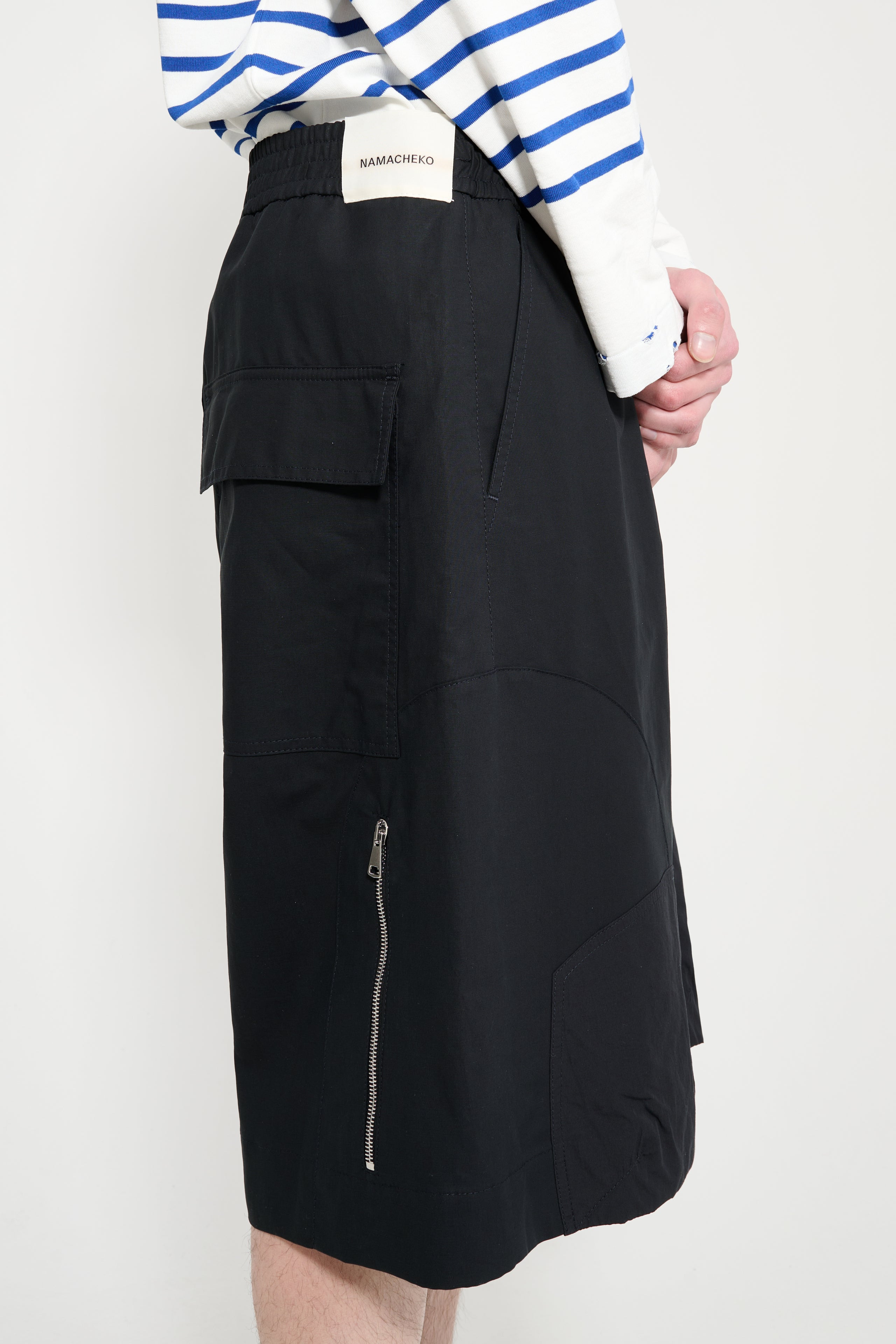 NAMACHEKO PARACHUTE SHORTS BLACK - 4