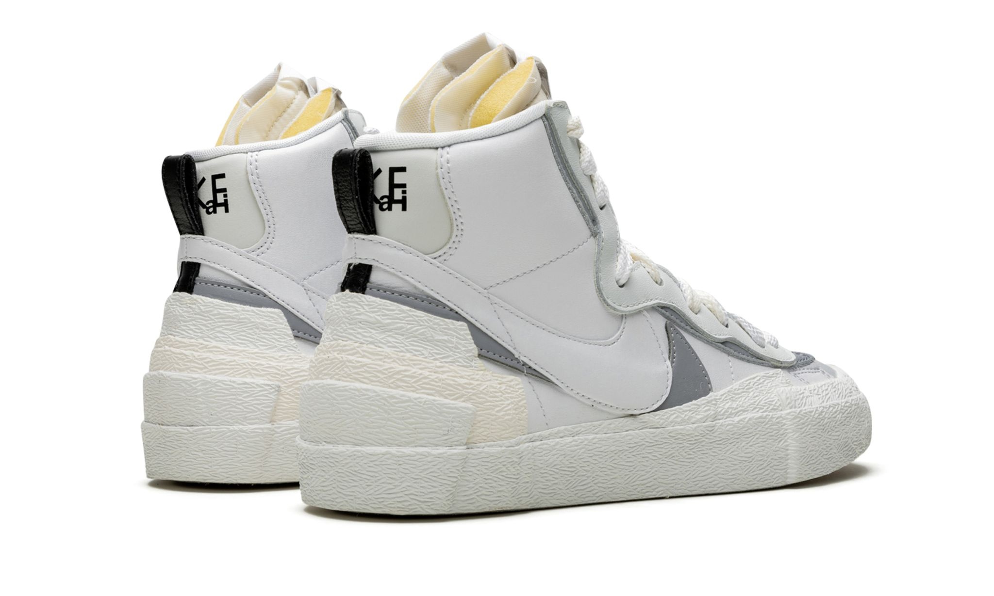 Blazer Mid "Sacai - Triple White" - 3