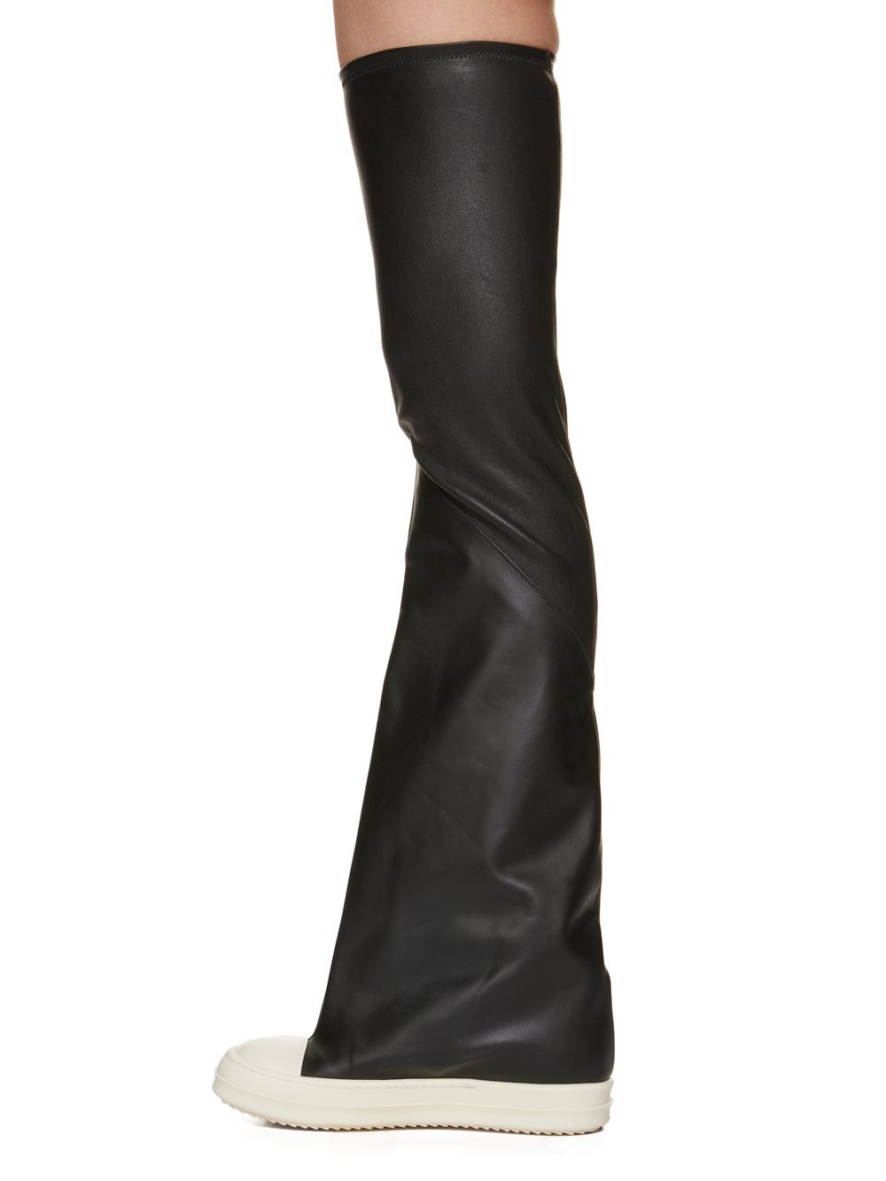 BOOTS - 3