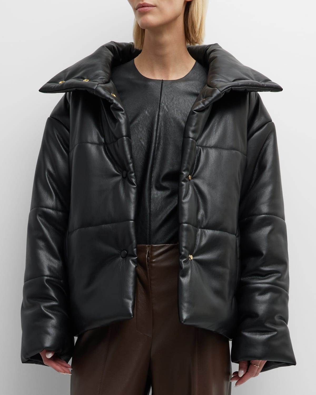 ダウンジャケット・コート nanushka Charcoal synthetic leather down jacket Hide - Okobor™ Alt-Leather Puffer Jacket - Black – Nanushka