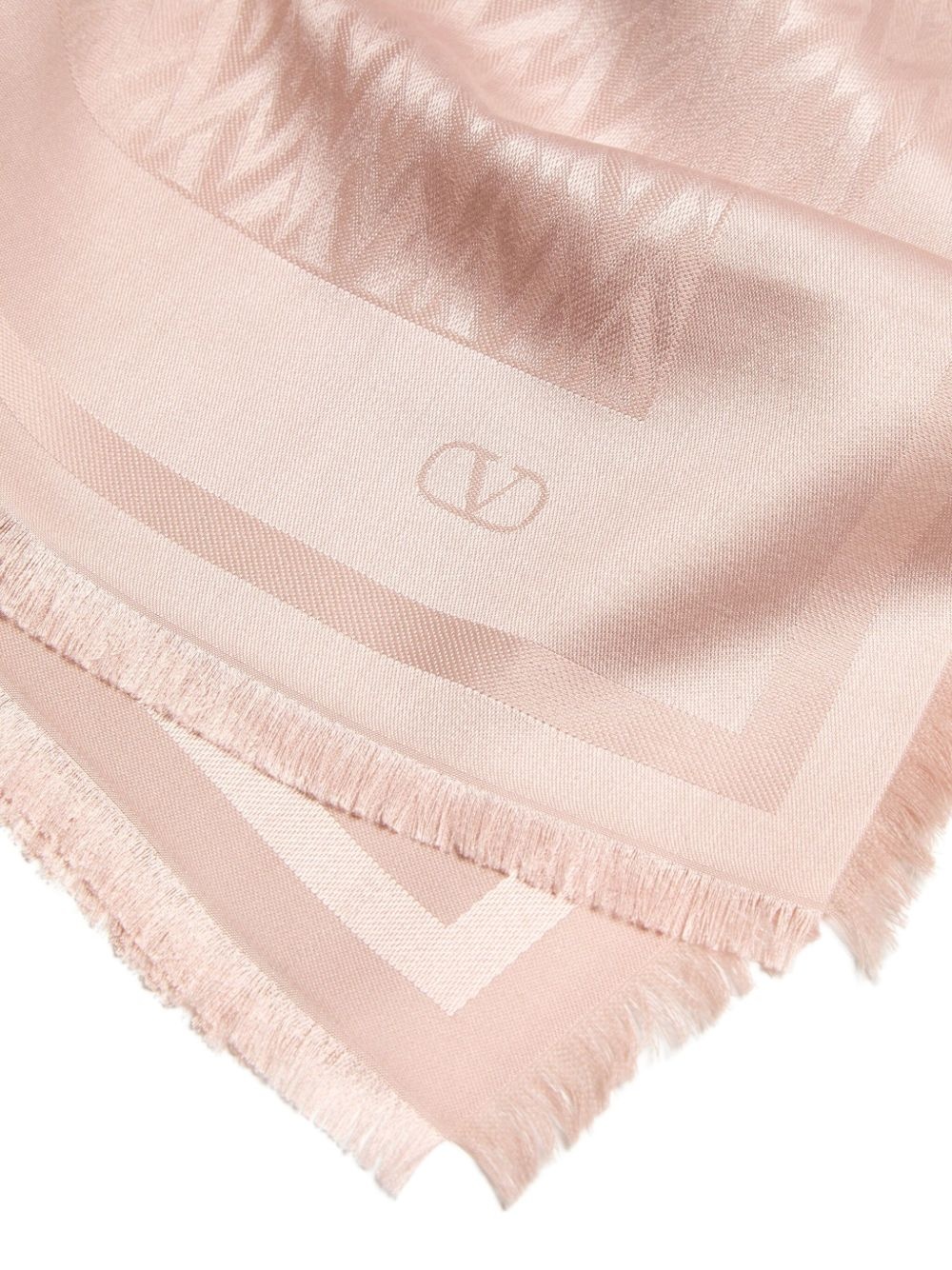 Toute La V shawl - 2
