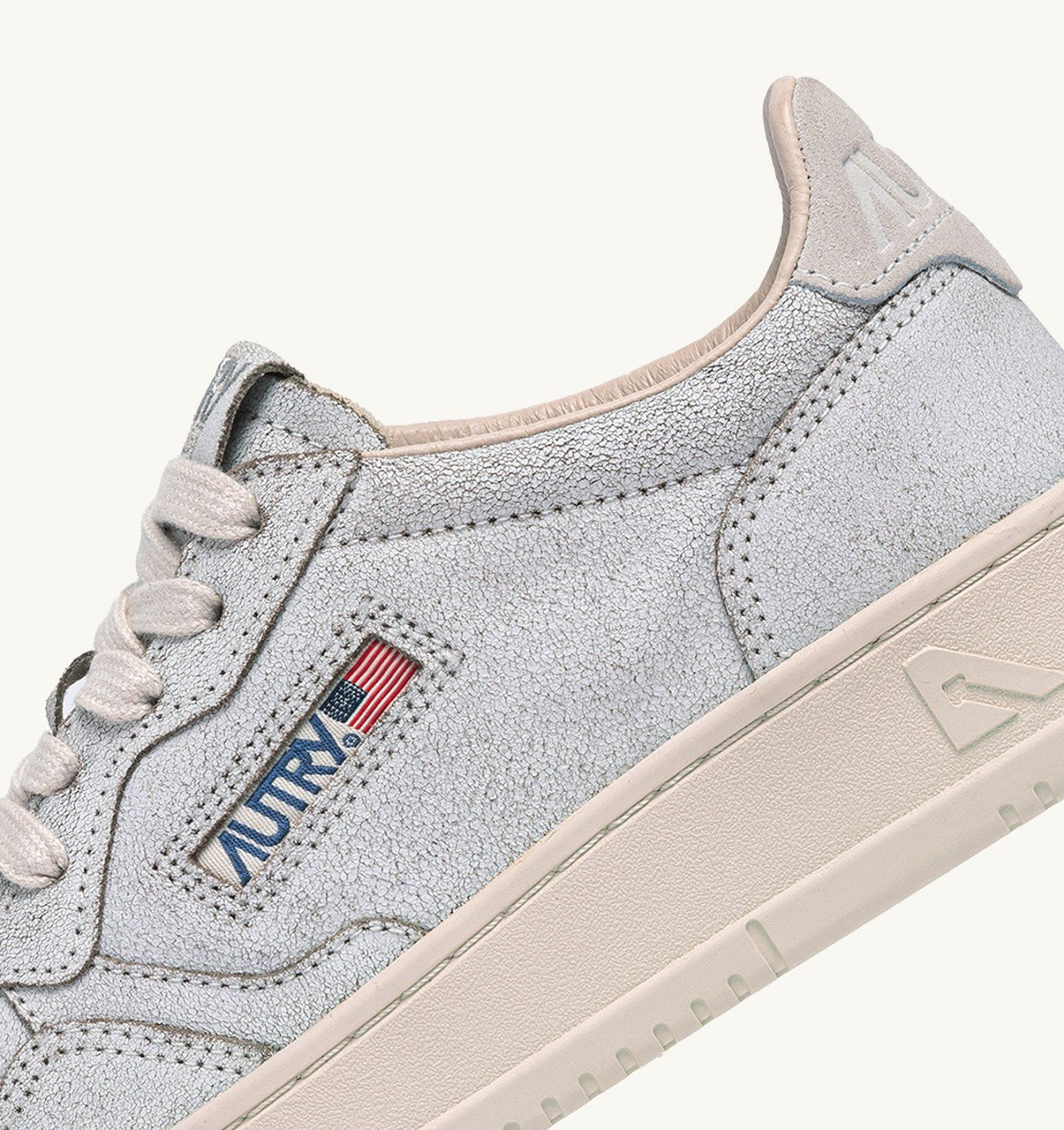 MEDALIST LOW SNEAKERS IN WHITE AND PINK TINT SCRAPED EFFECT SUEDE - 6