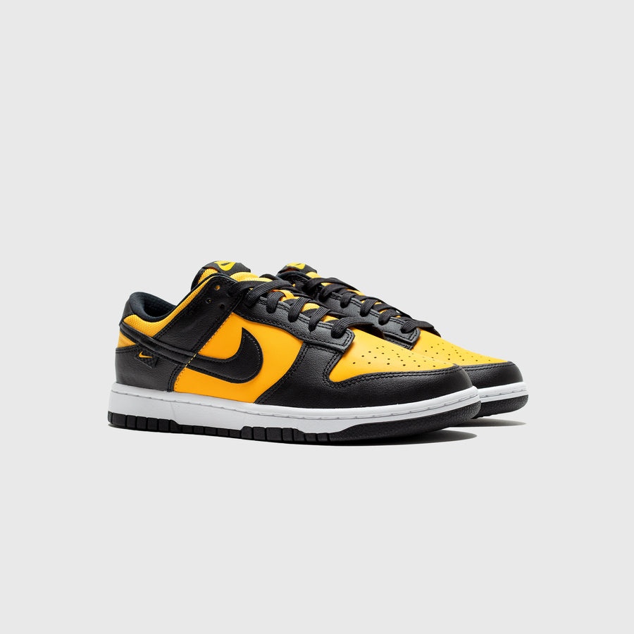 Nike DUNK LOW RETRO REVERSE IOWA REVERSIBLE