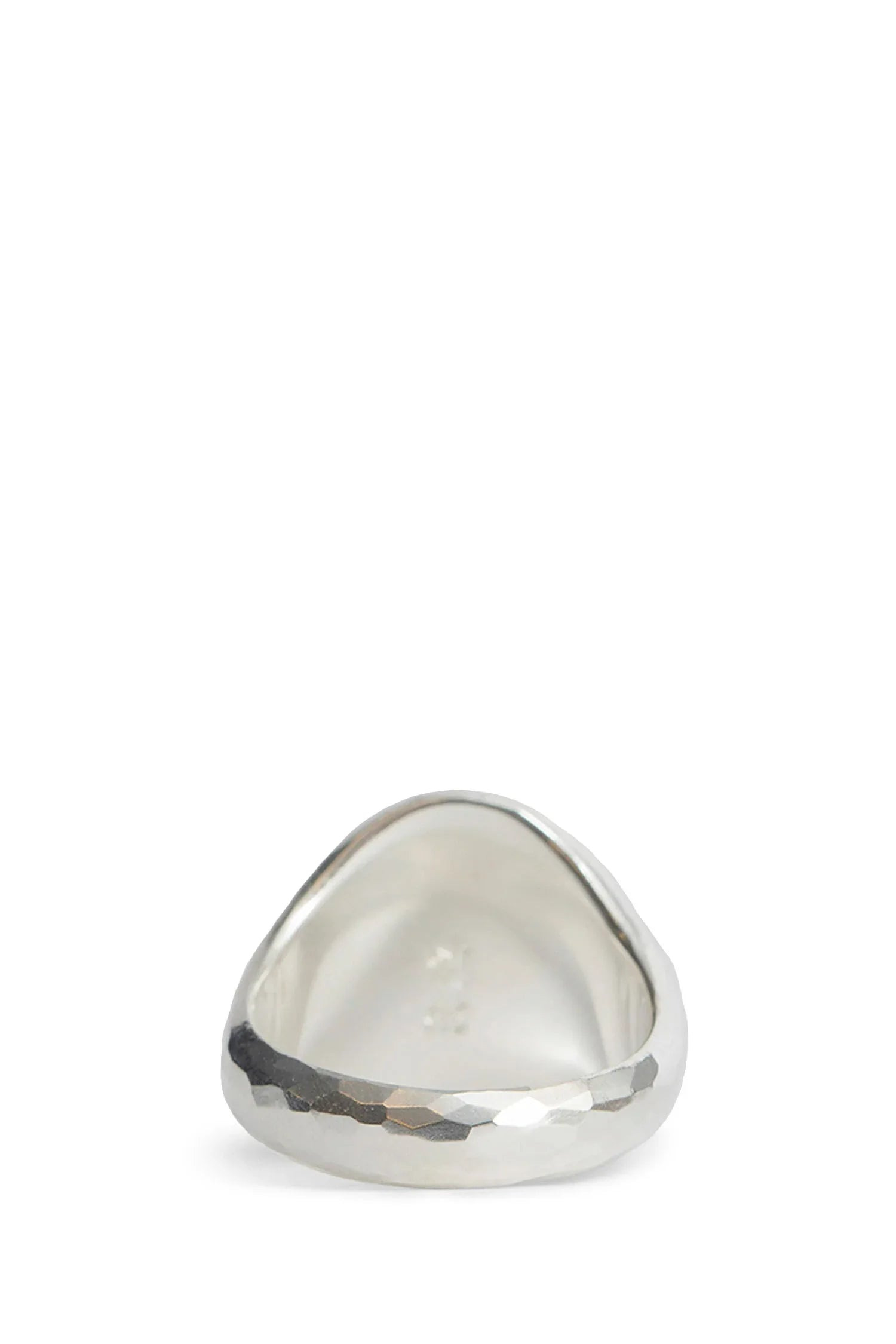 R-Hammered-Oval-Signet-Ring - 3