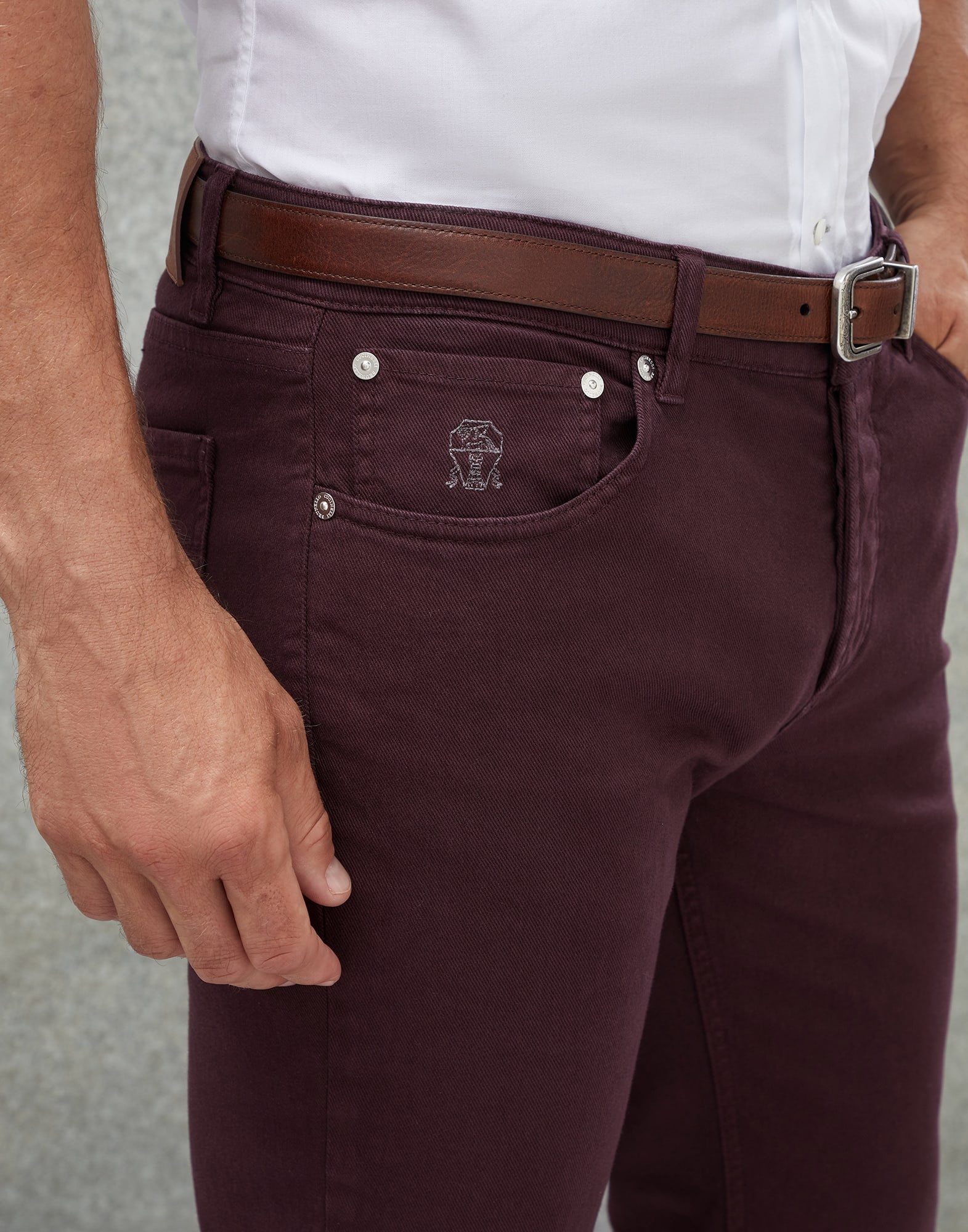 Dyed comfort lightweight denim traditional fit five-pocket trousers - 3