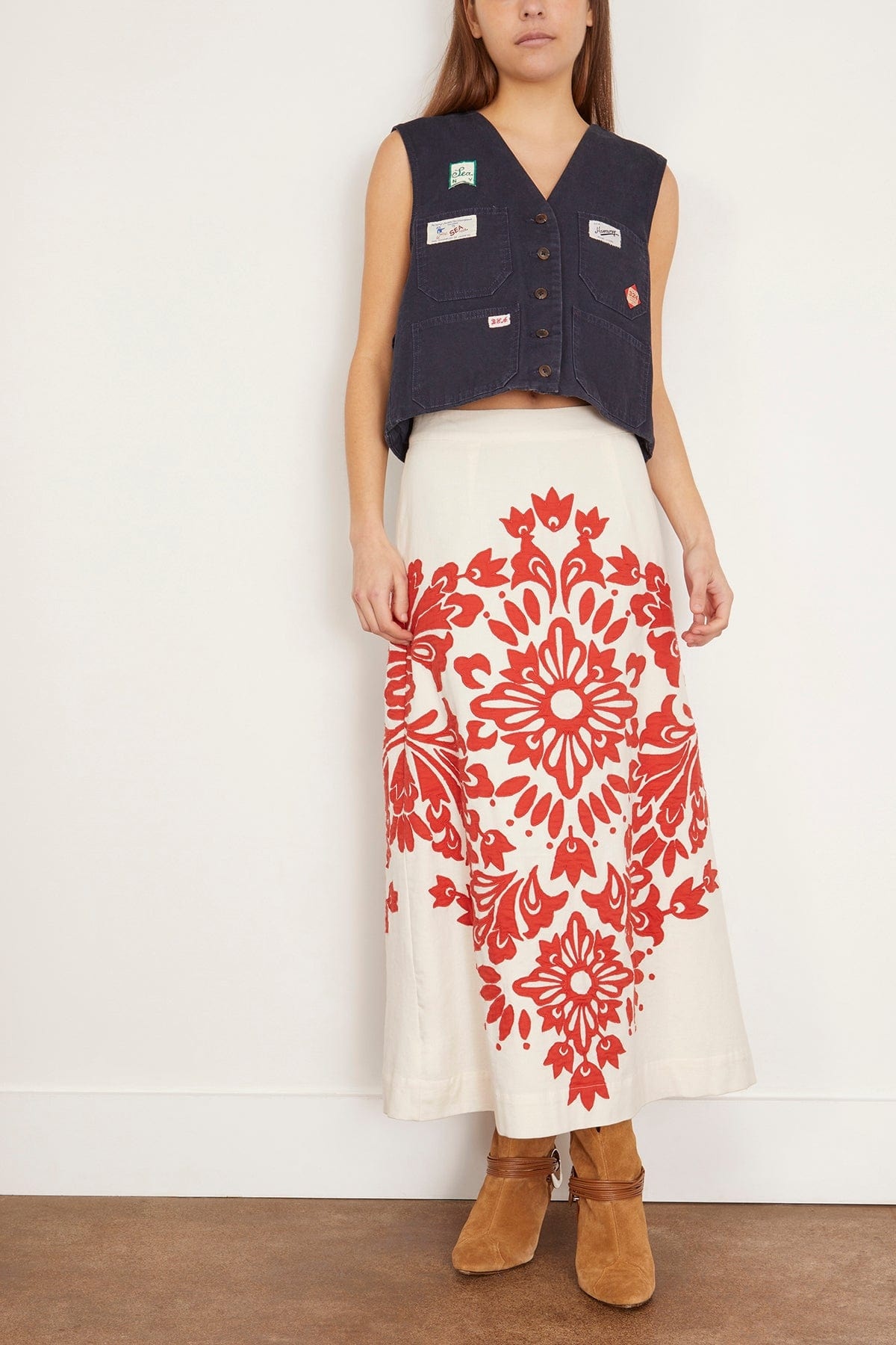 Liliana Applique Midi Skirt in Red - 2