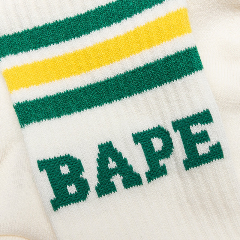 A BATHING APE® BAPE STRIPE SOCKS - GREEN/YELLOW outlook