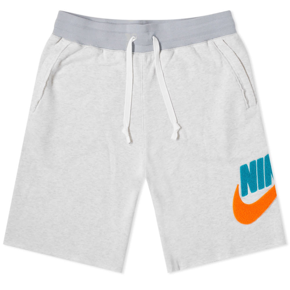 Nike Heritage Alumni Chenille Short - 1