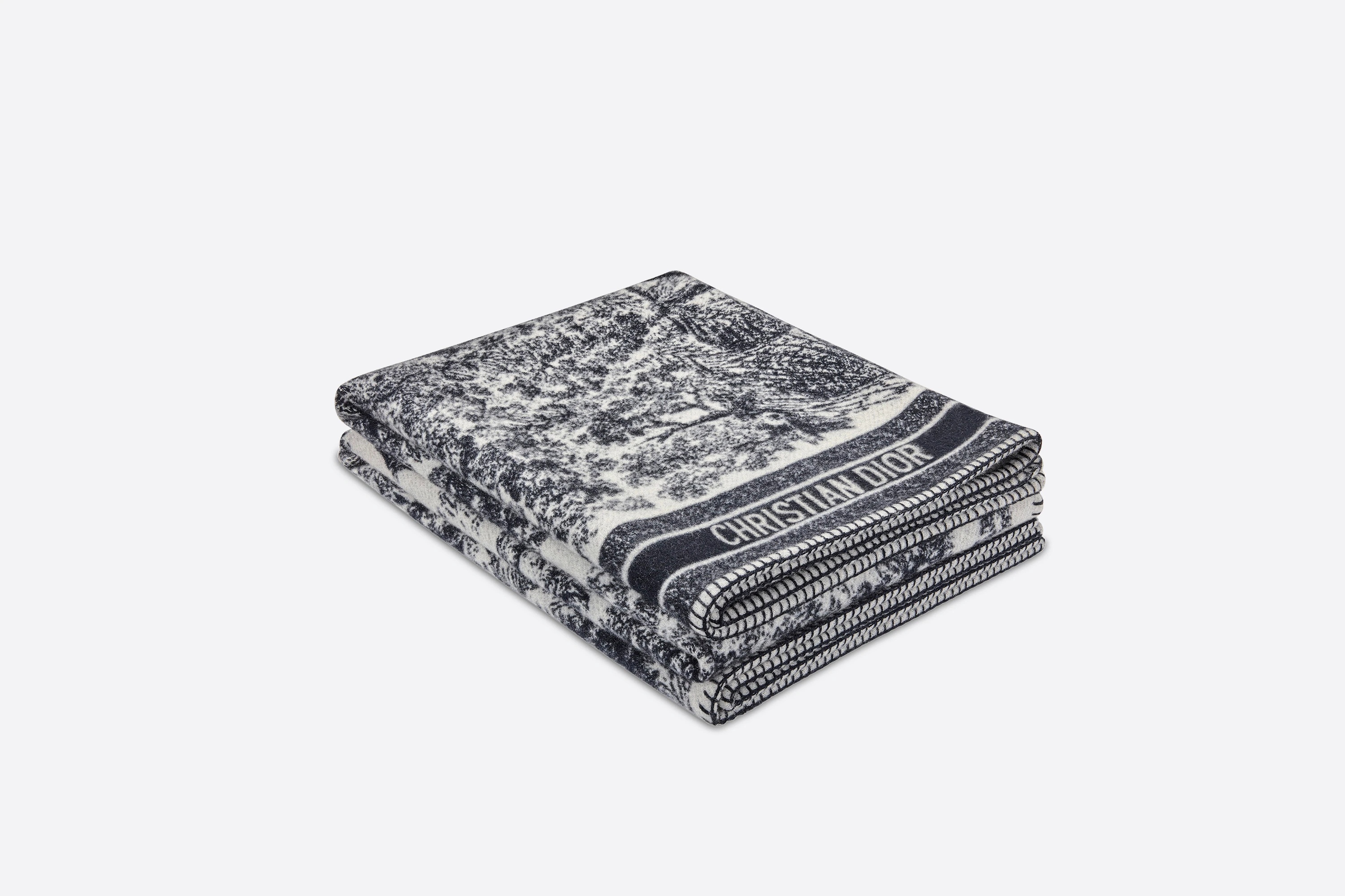 Toile de Jouy Sauvage Blanket - 5