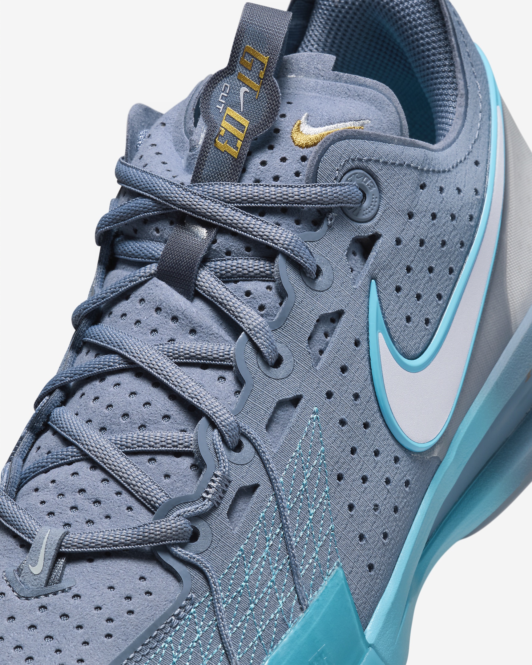 Nike G.T. Cut 3 Basketball Shoes - 7