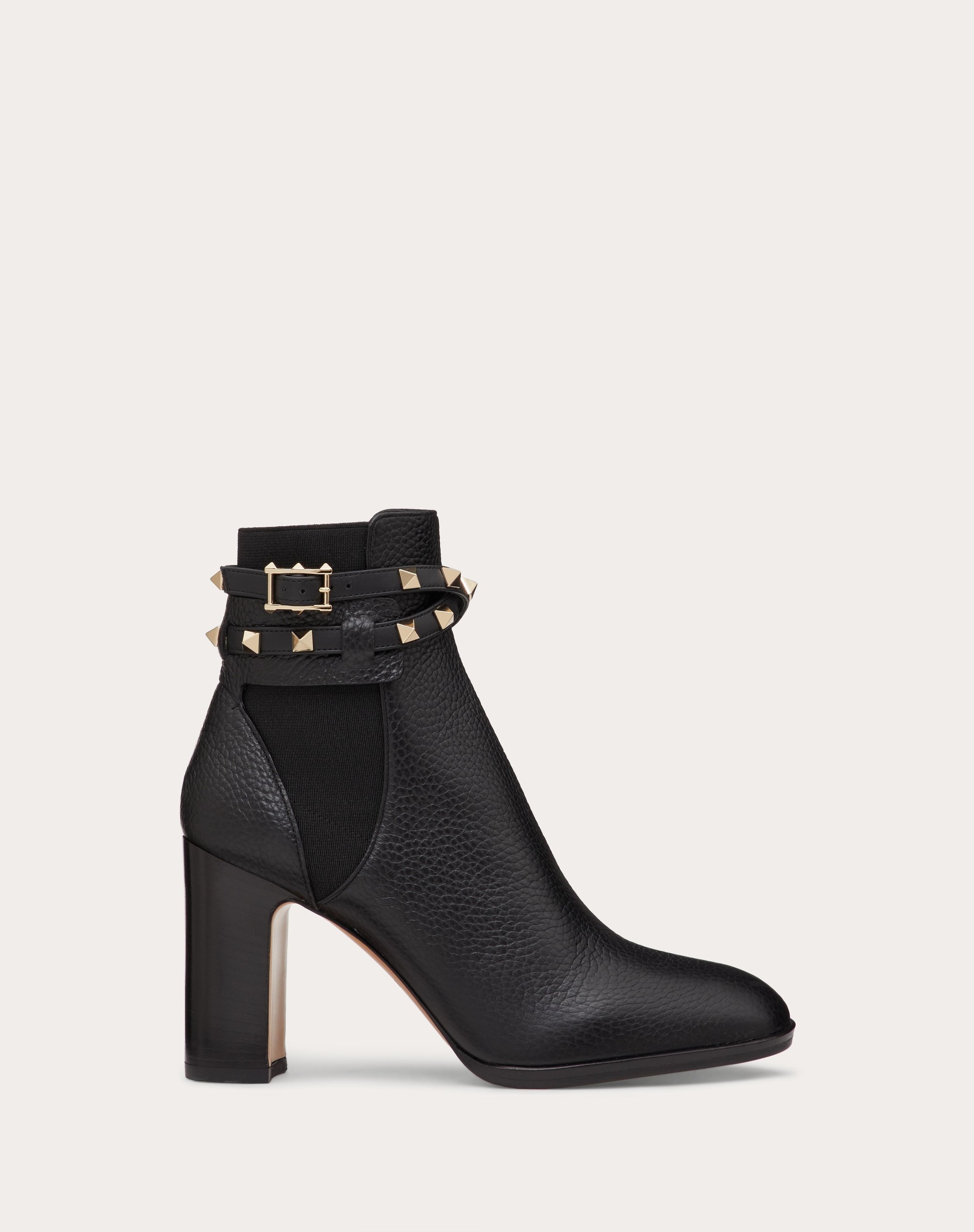 ROCKSTUD GRAINY CALFSKIN ANKLE BOOT 90 MM - 1