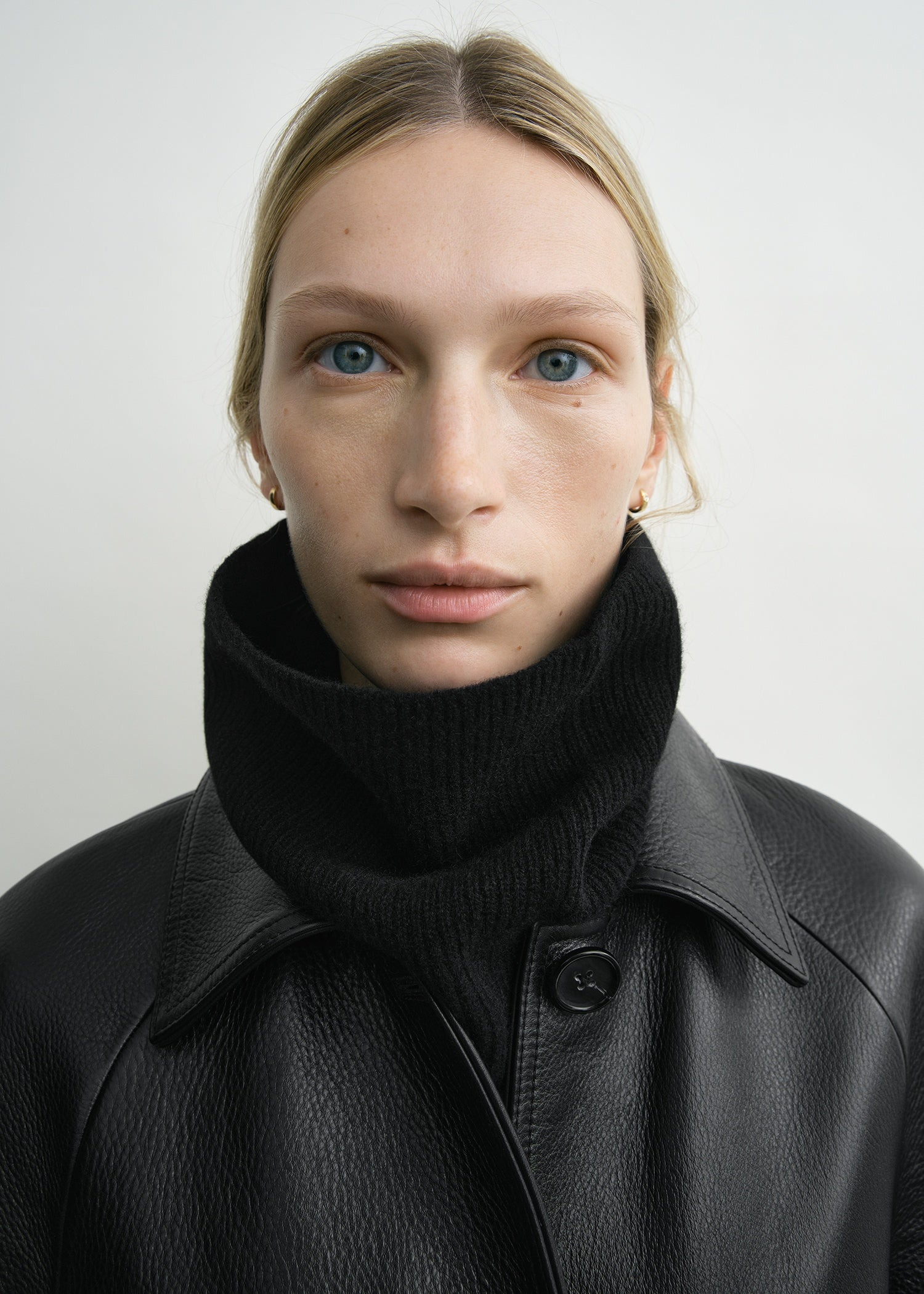 Cashmere neck warmer black - 3