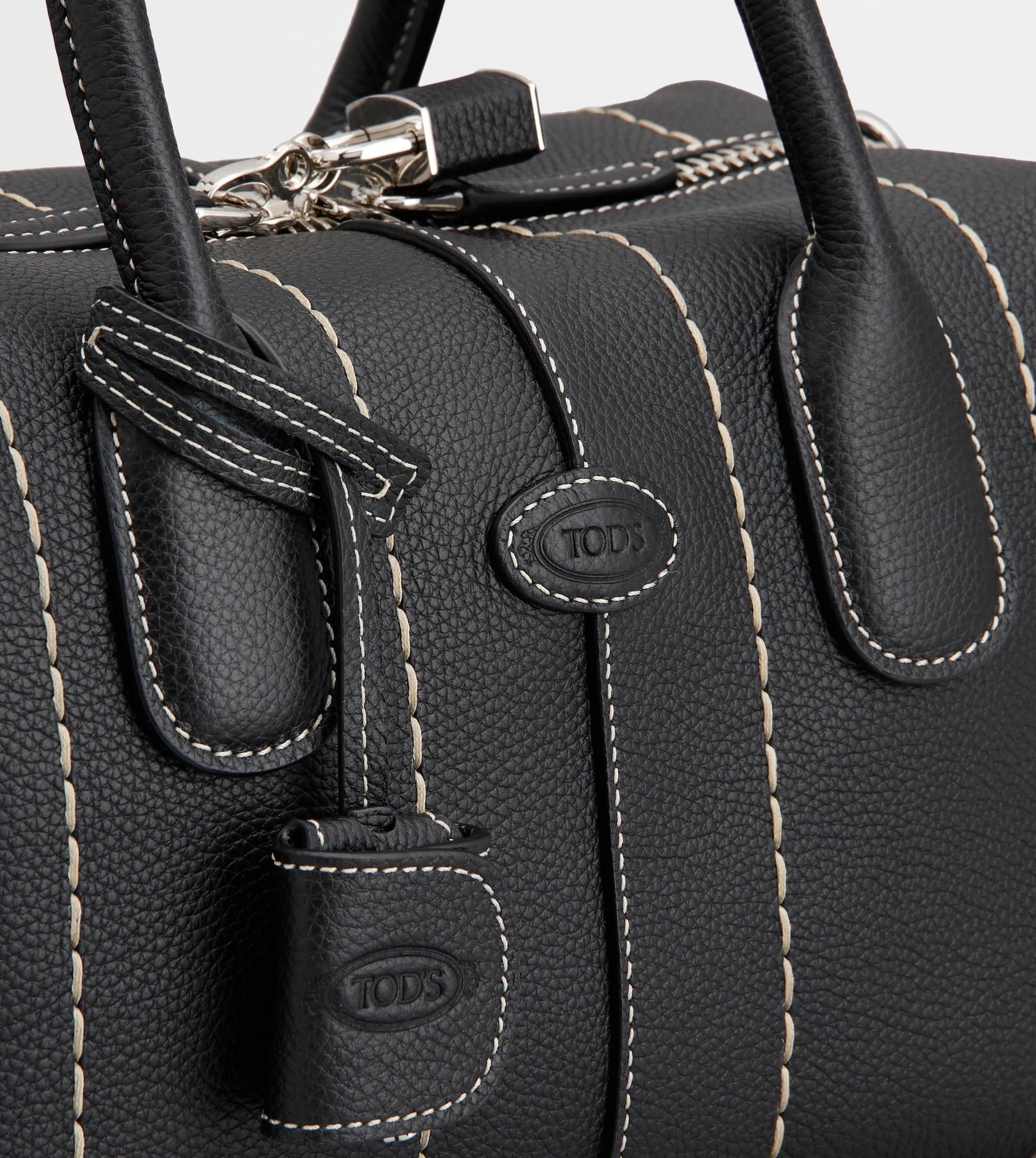 TOD'S DI BAG BAULETTO IN LEATHER MINI - BLACK 6