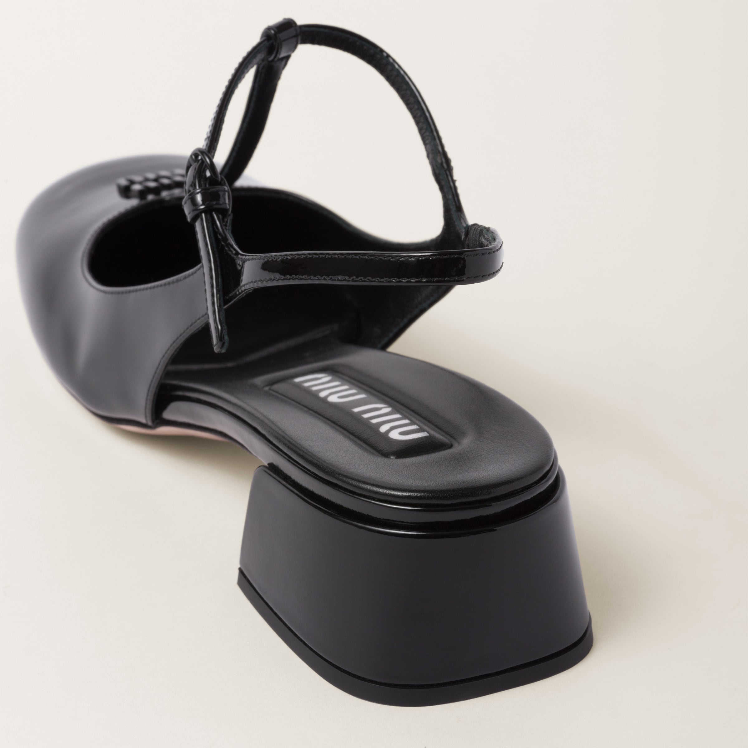 Patent leather slingback pumps - 3