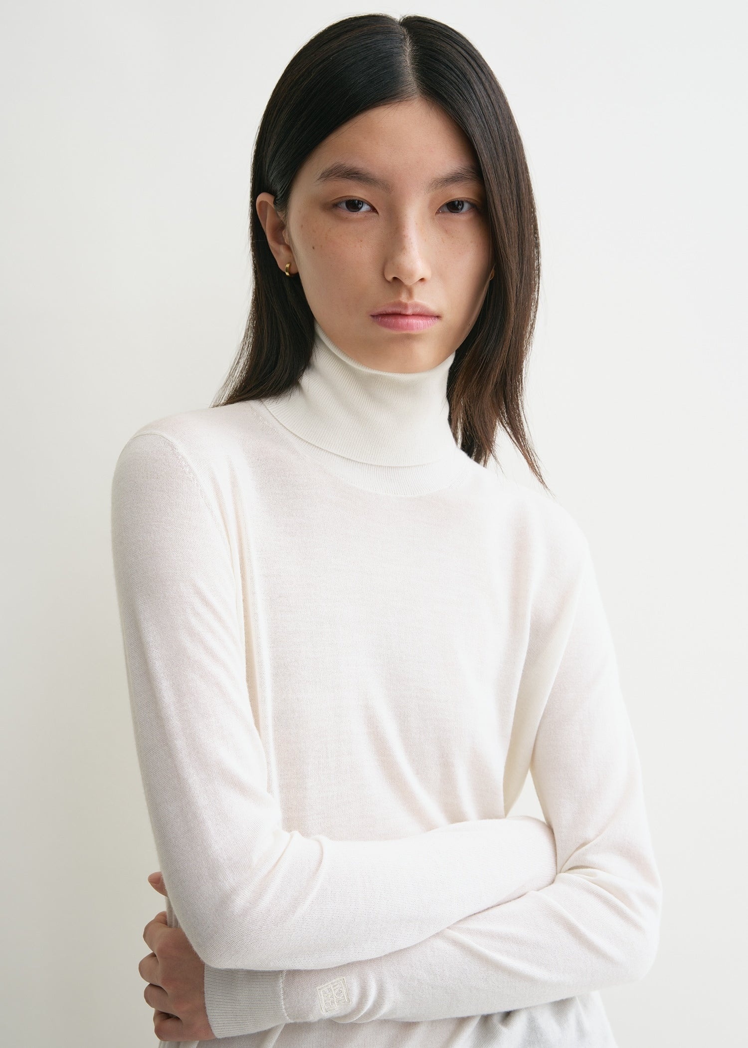 Totême Fine turtleneck off-white | REVERSIBLE
