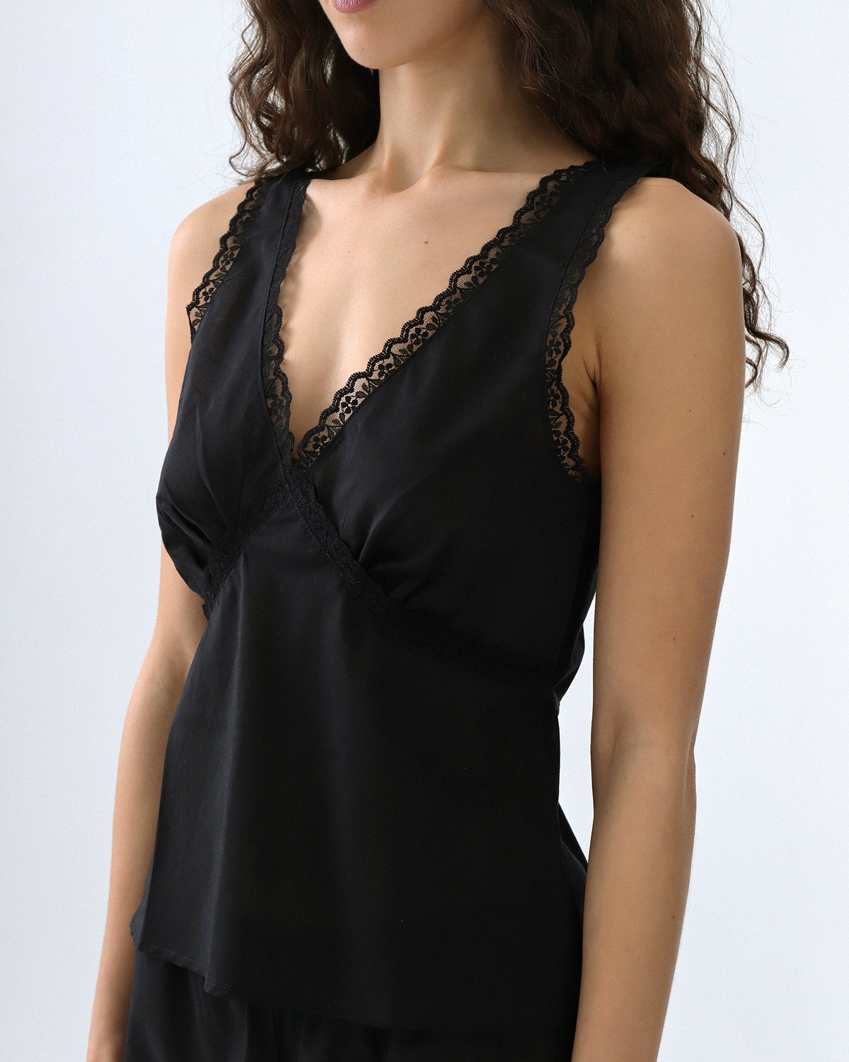 The Iris Tank 2-Pack: Cotton Voile Black & White - 2