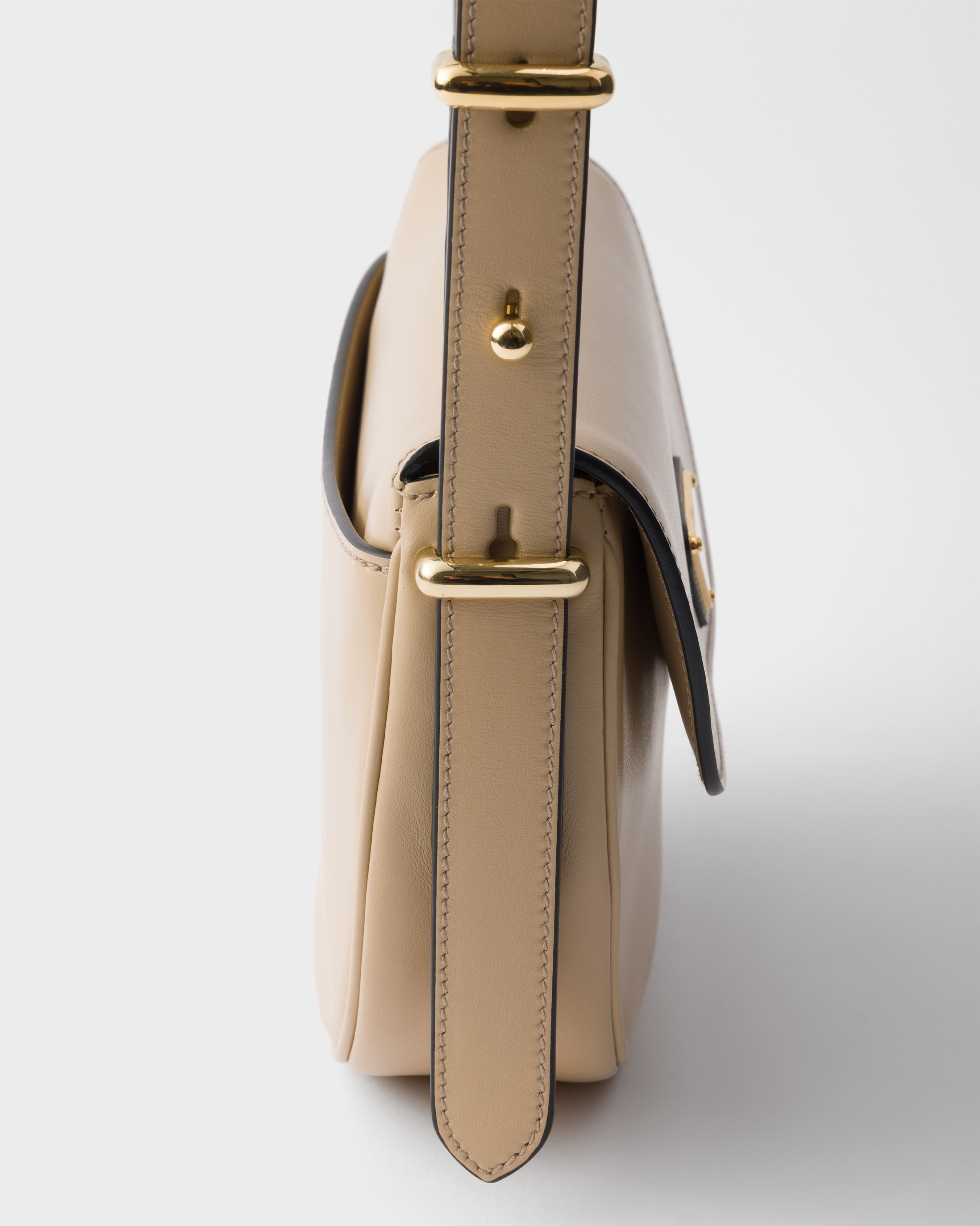 Prada Arqué leather shoulder bag with flap - 5