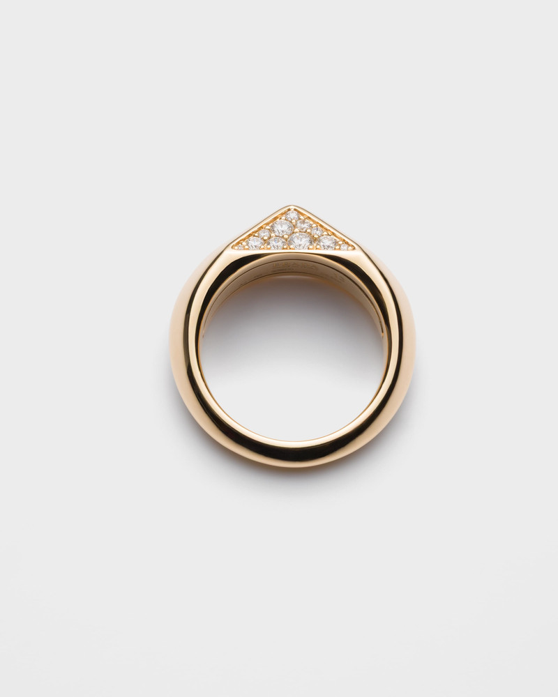 Eternal Gold ring in yellow gold and diamonds 4