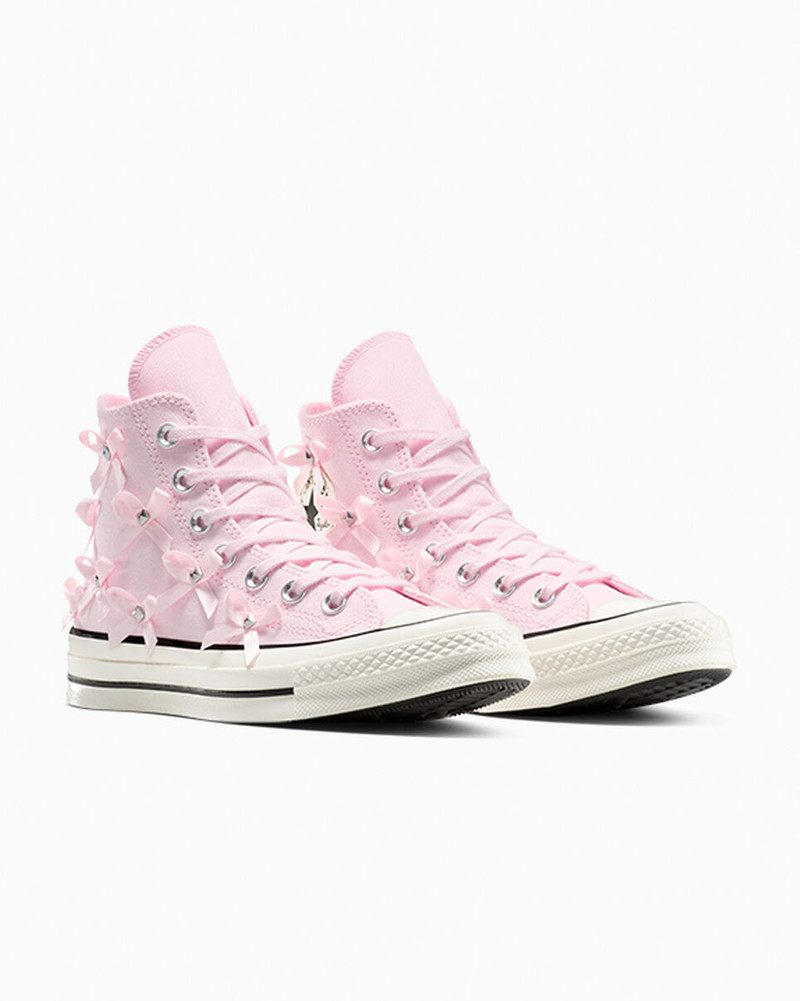Chuck 70 Bows & Studs 5