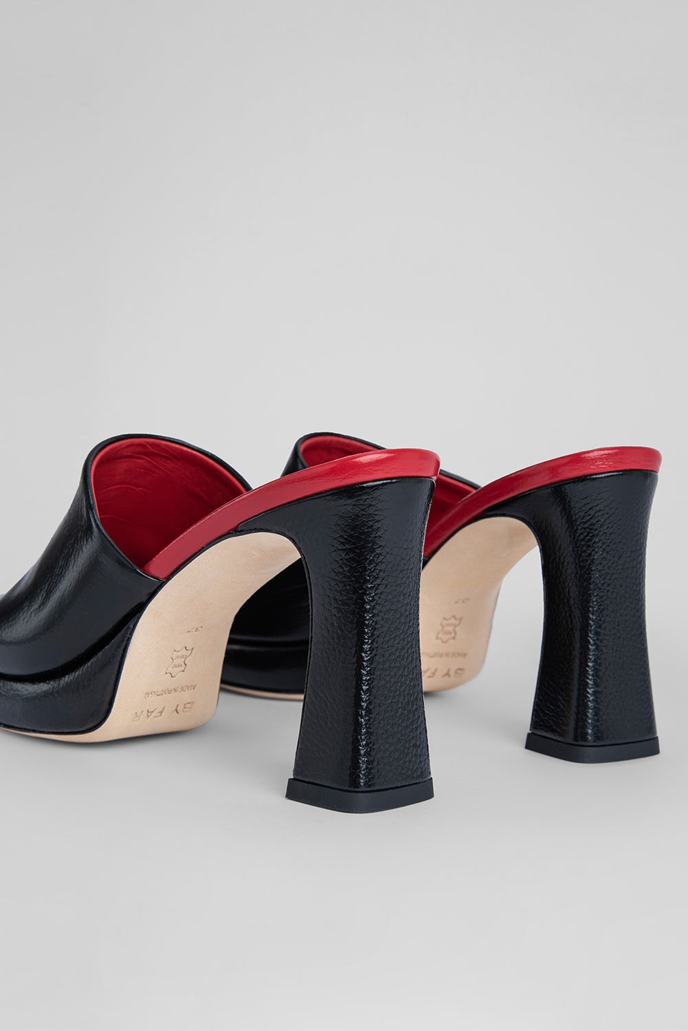 Beliz Black Gloss Grained Leather - 4