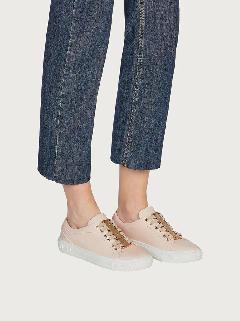 FERRAGAMO 채용 정보 outlook