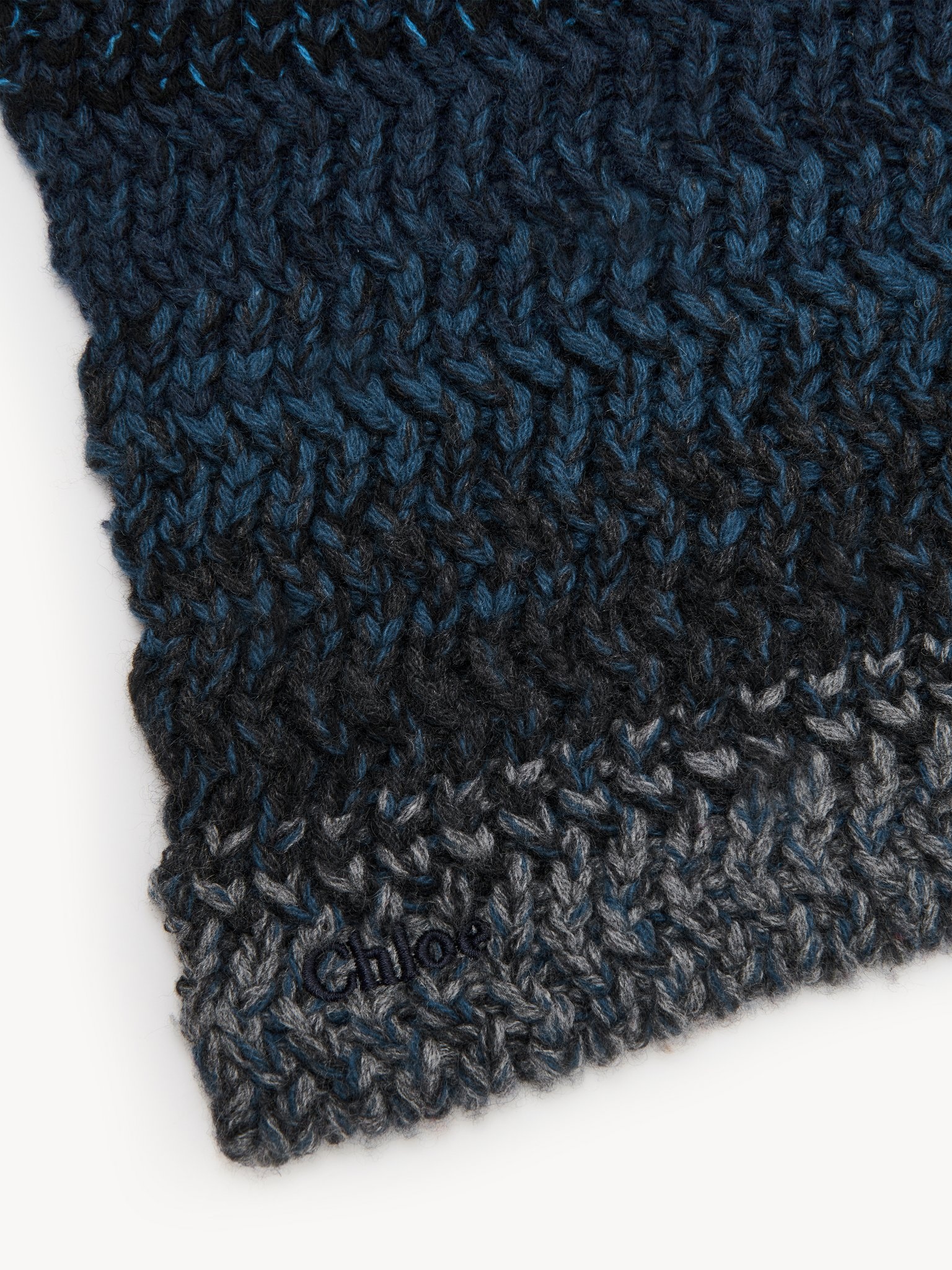 DÉGRADÉ KNITTED SCARF - 3
