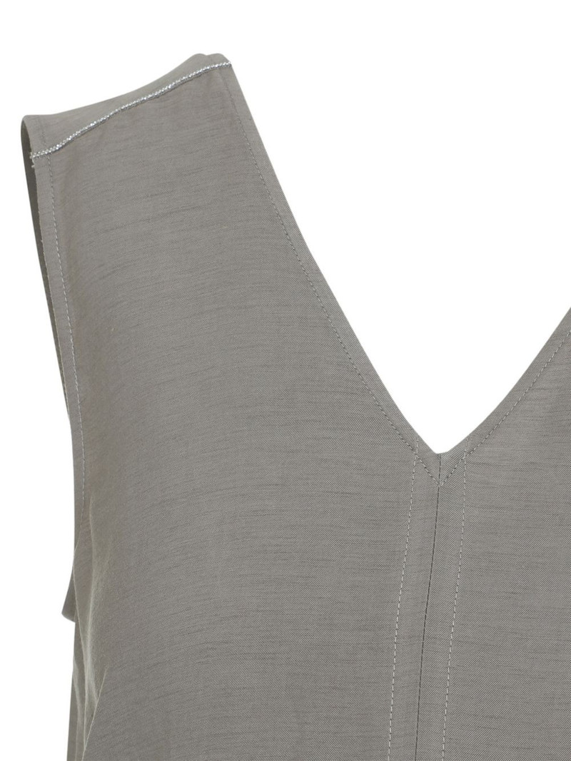 V-neck midi dress 4
